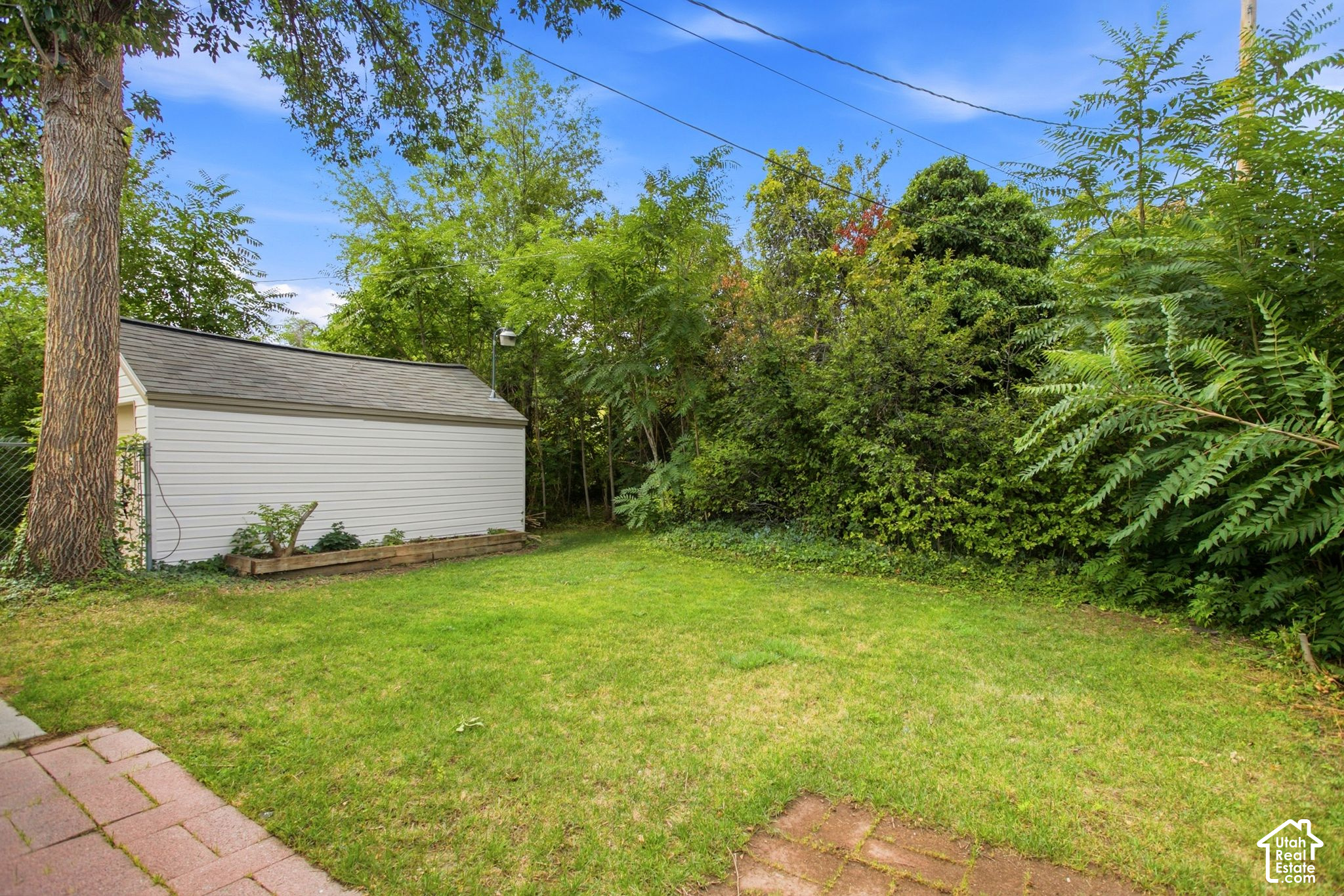 main property photo 29