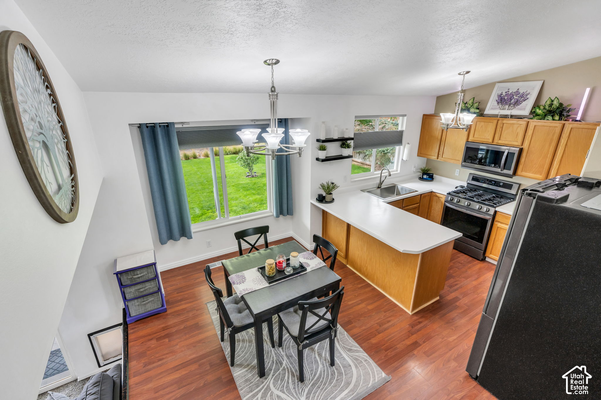 property viewer photo 16