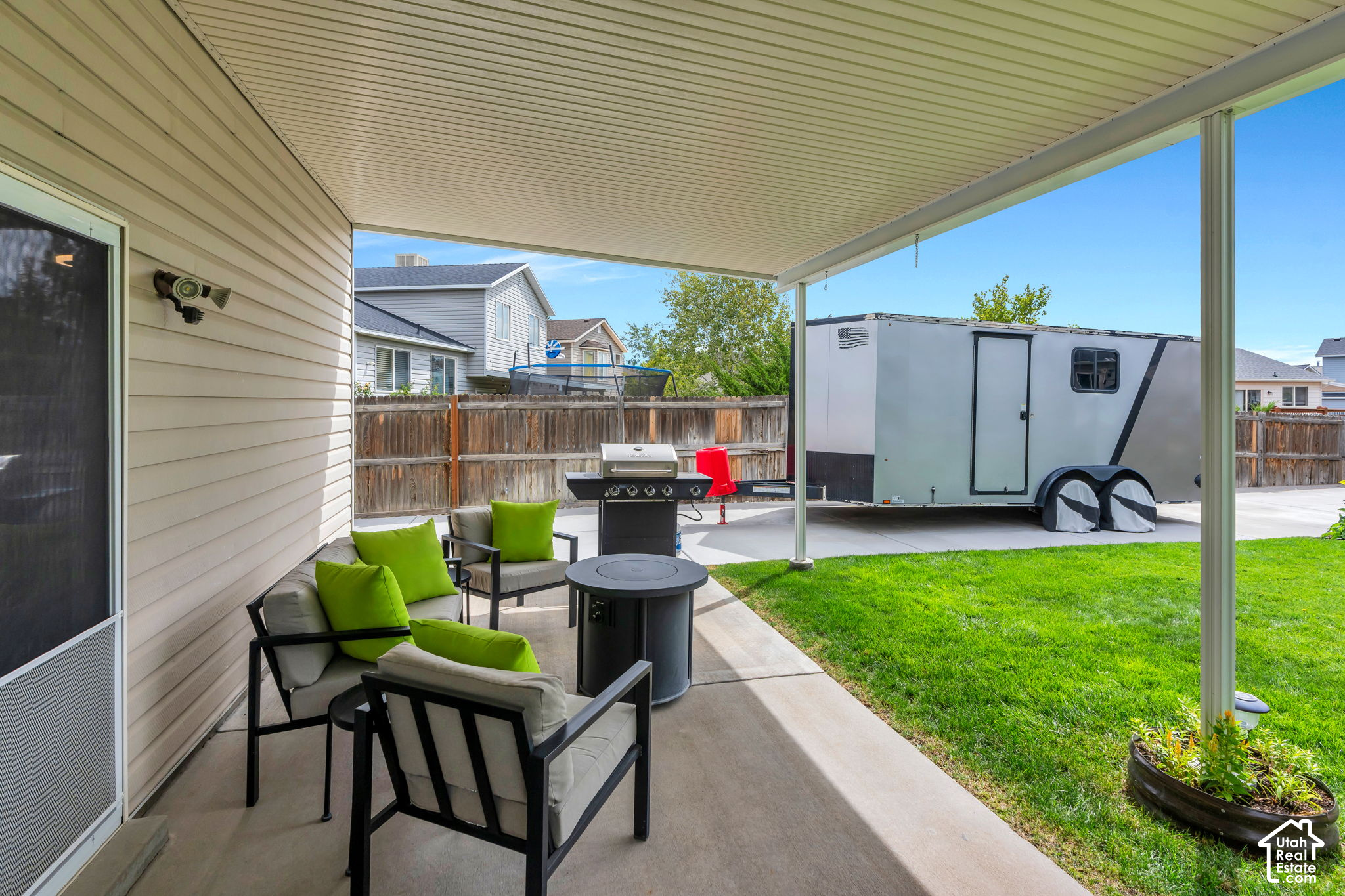 property viewer photo 17
