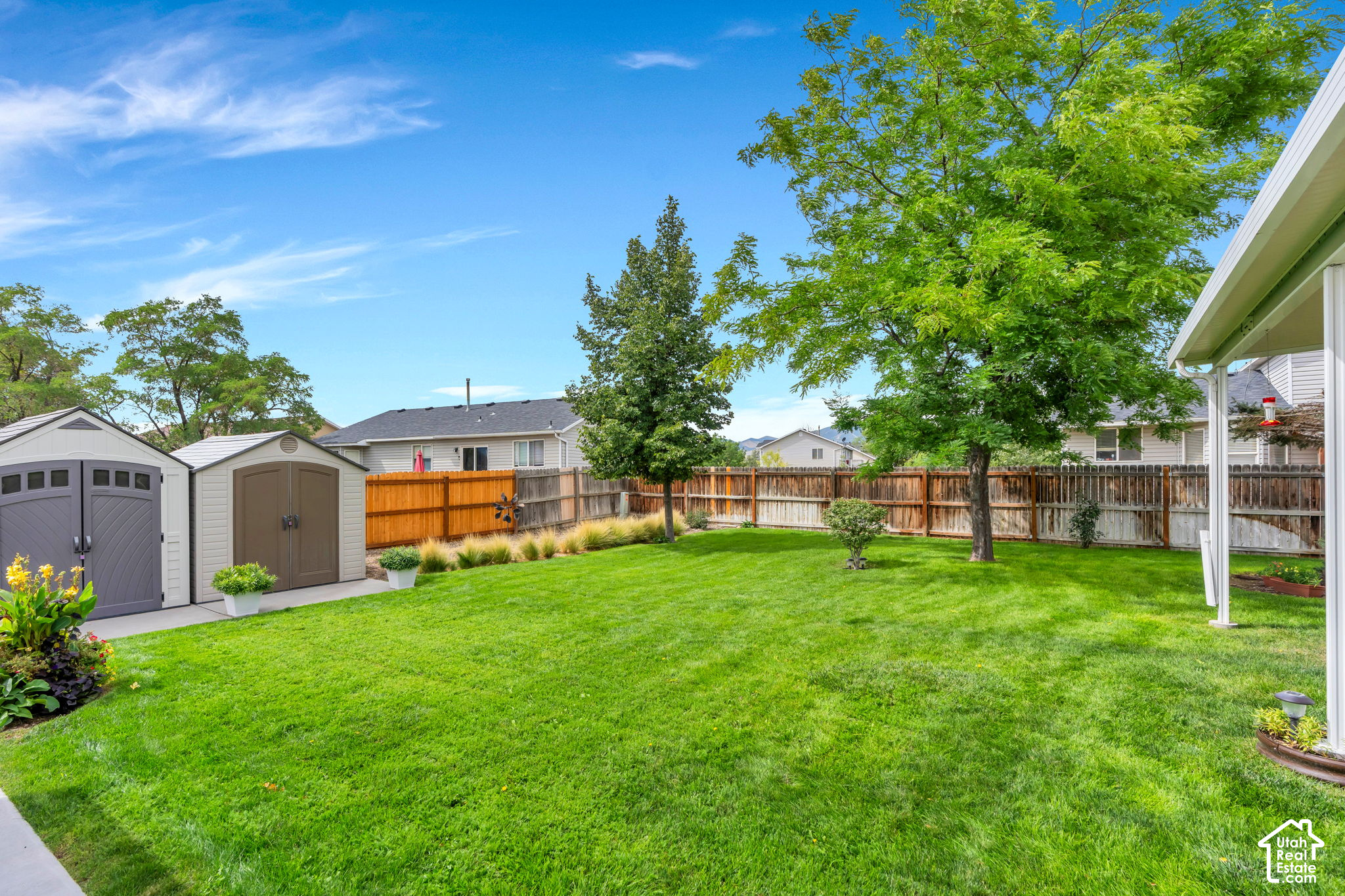property viewer photo 19