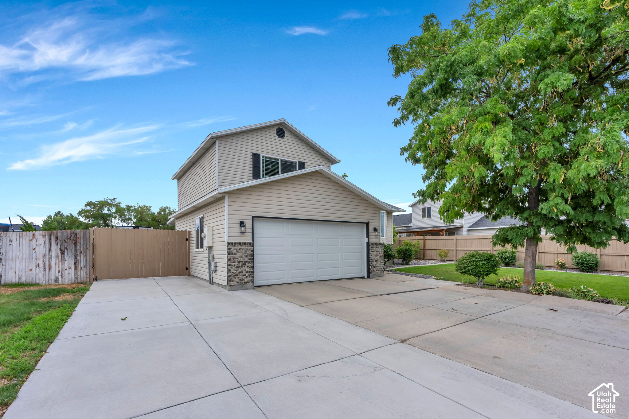 property viewer photo 2