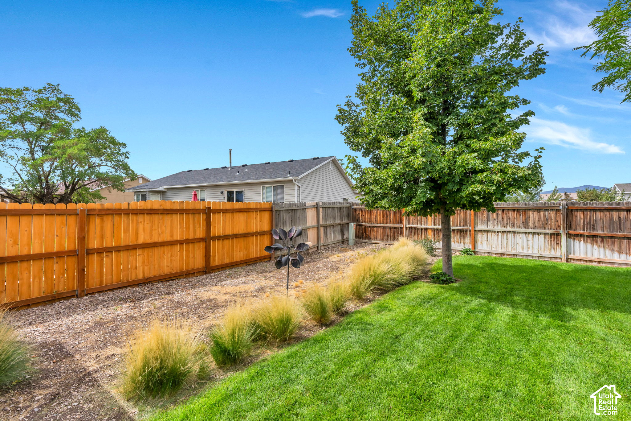 property viewer photo 21
