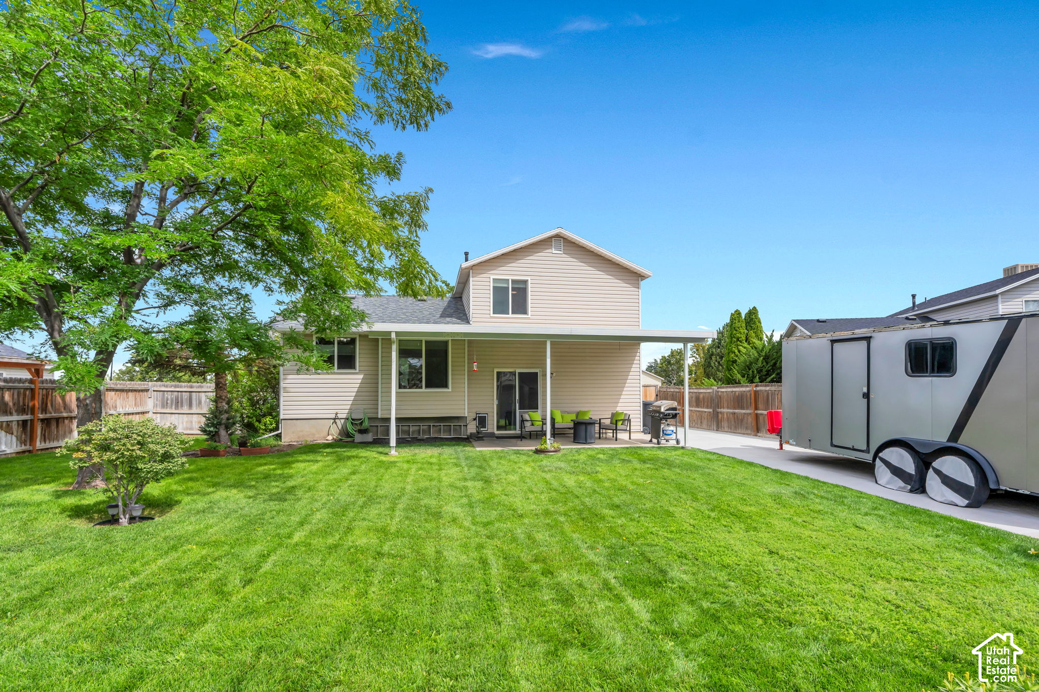 property viewer photo 22