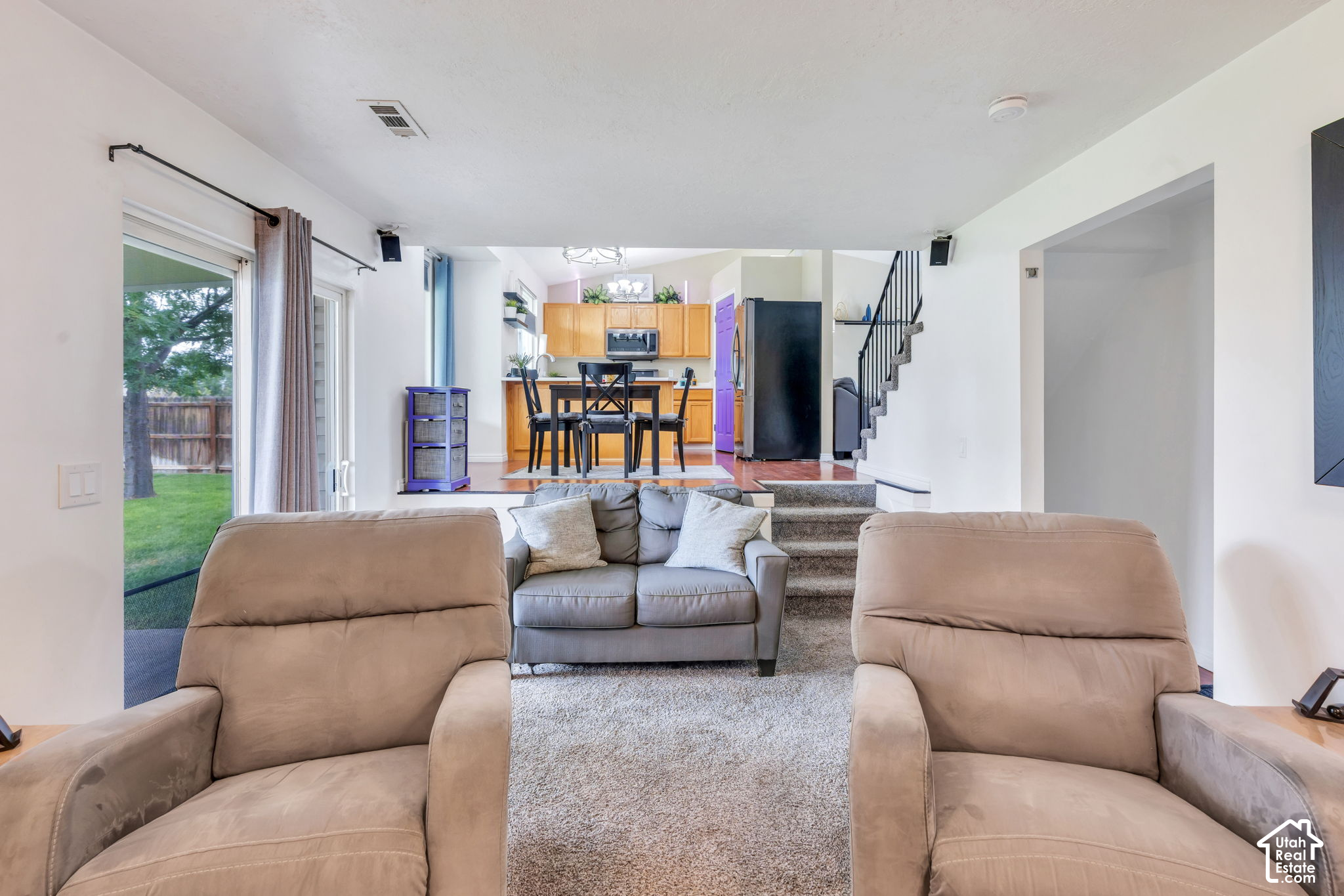 property viewer photo 9