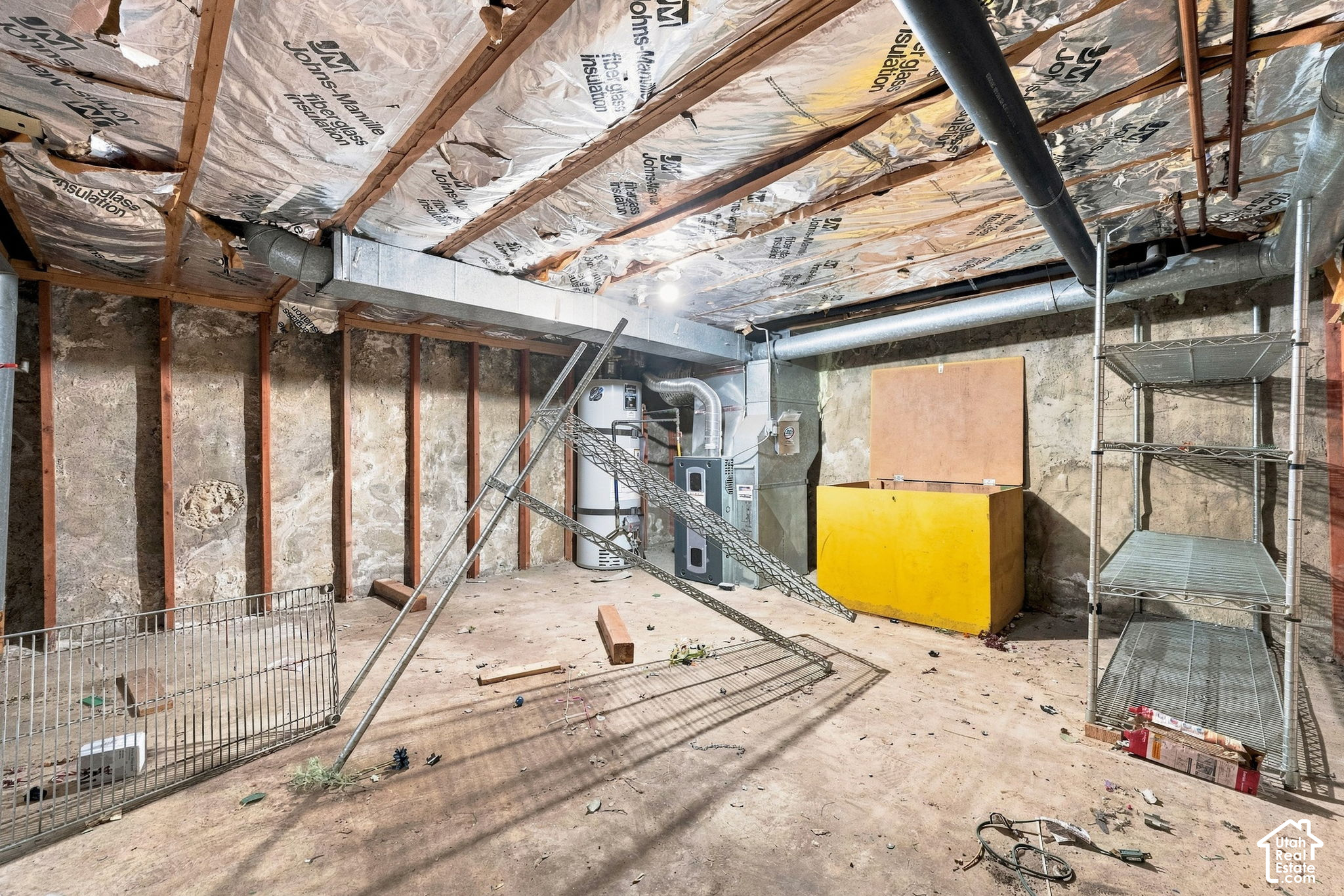 main property photo 40