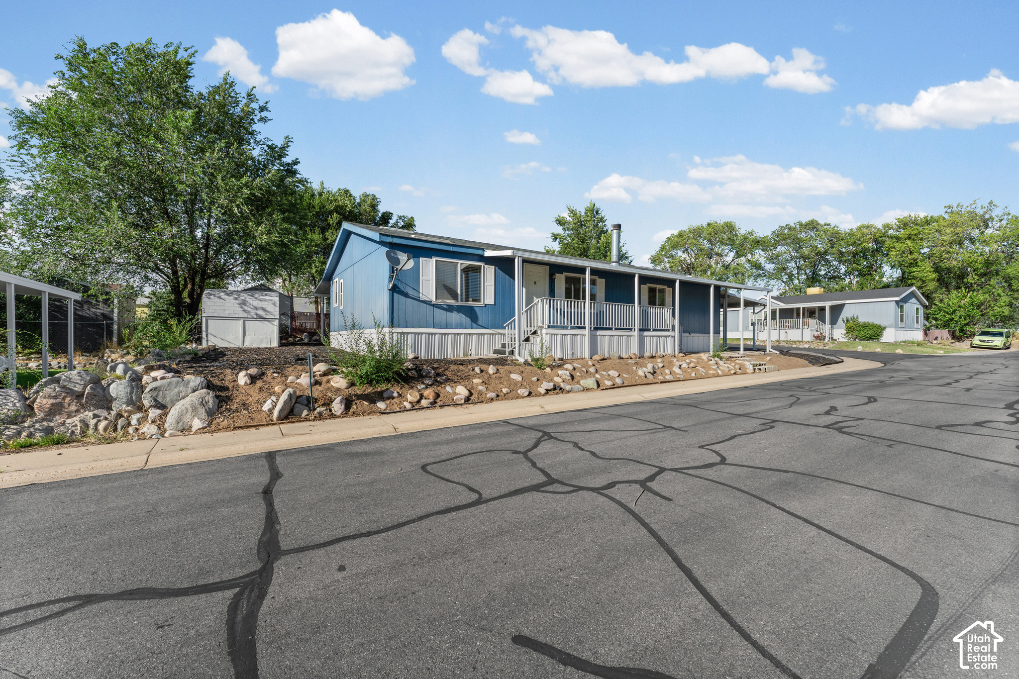 main property photo 29