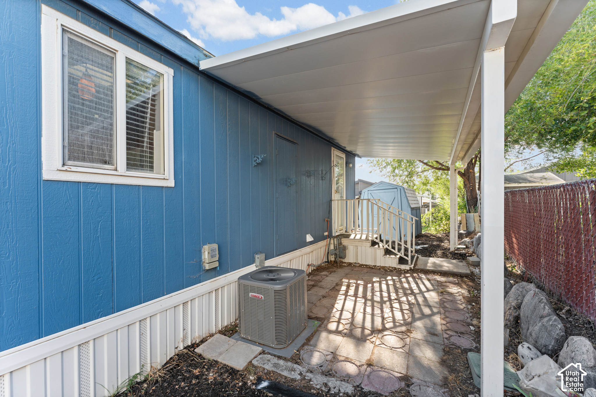 main property photo 31
