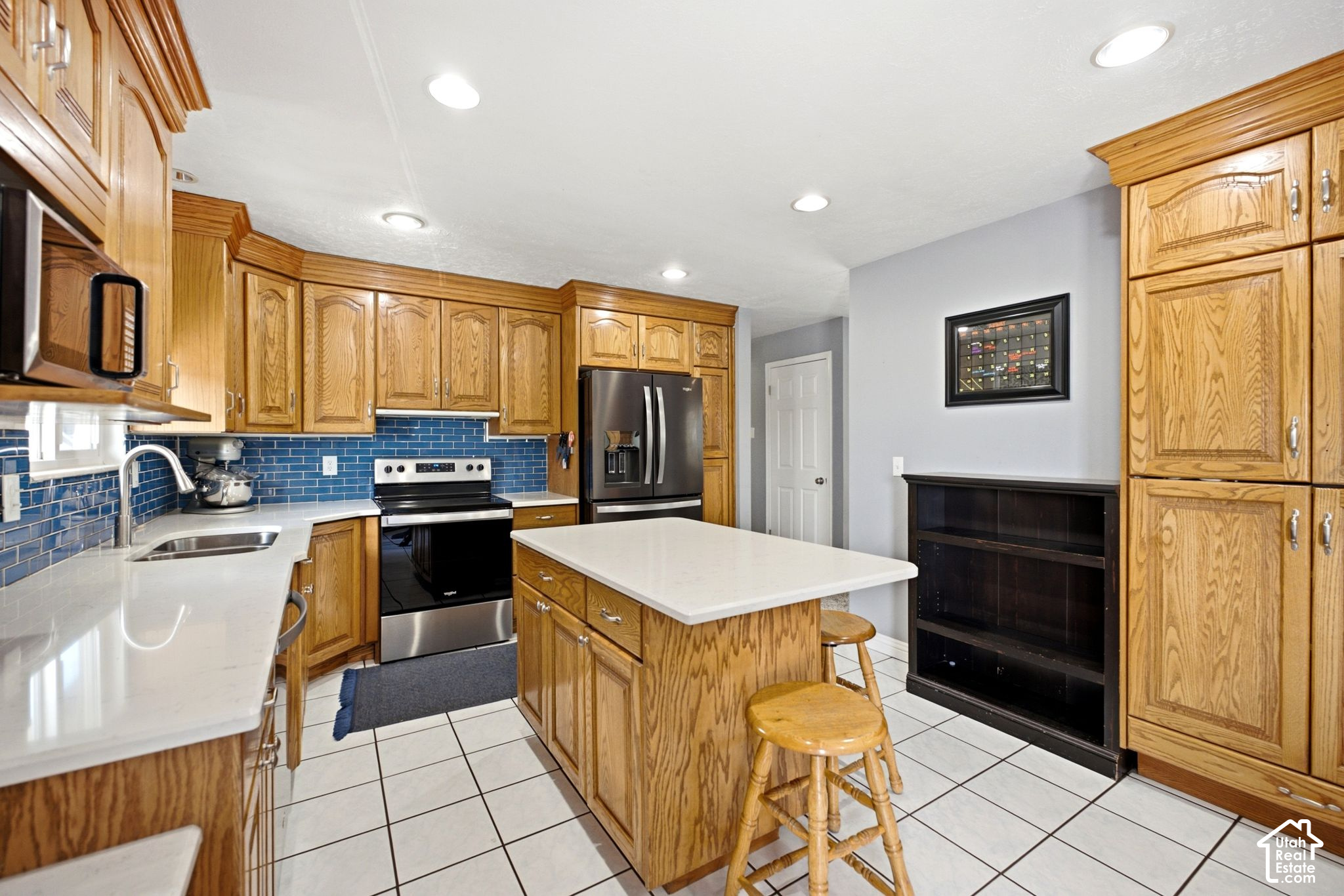 main property photo 8