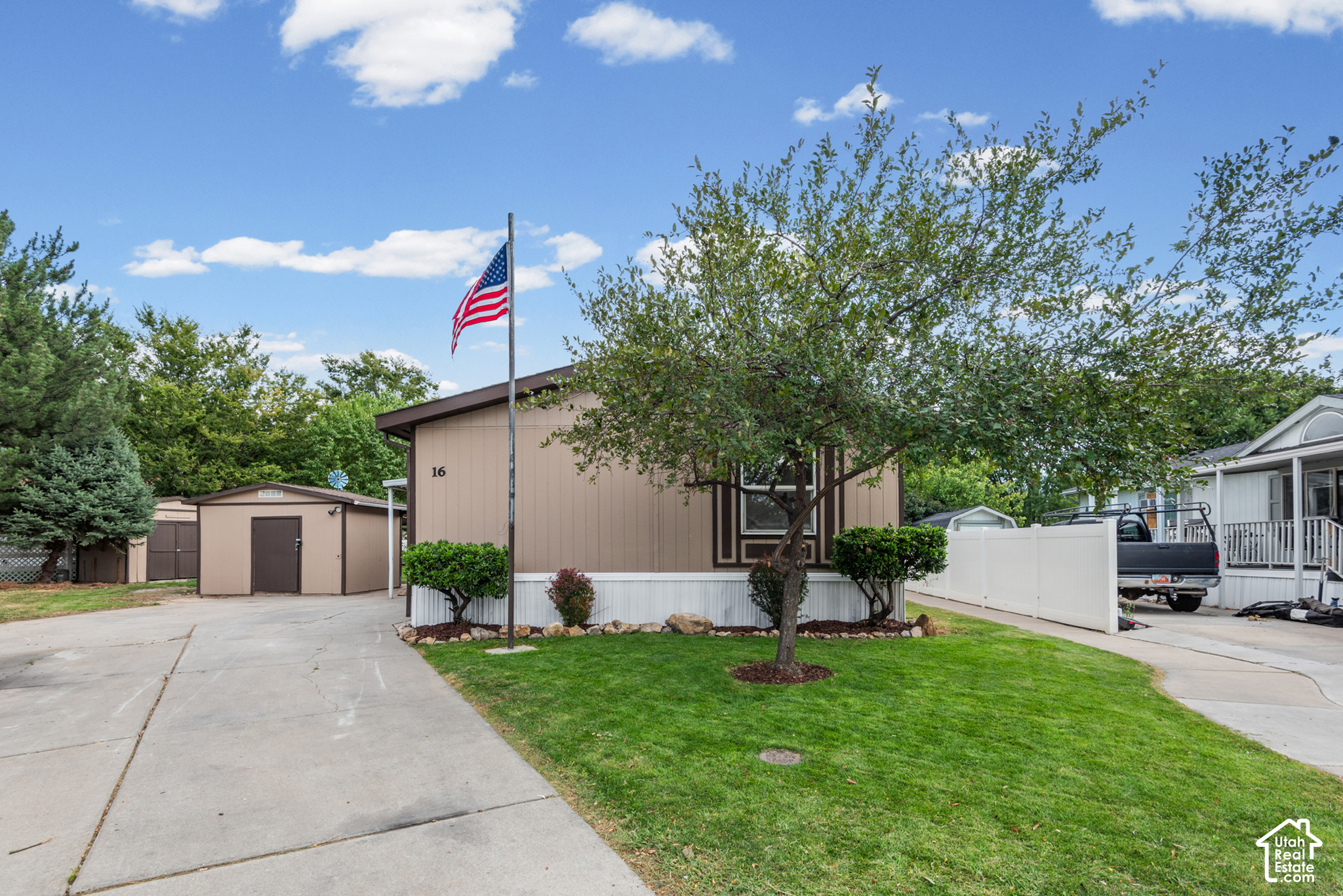 main property photo 21
