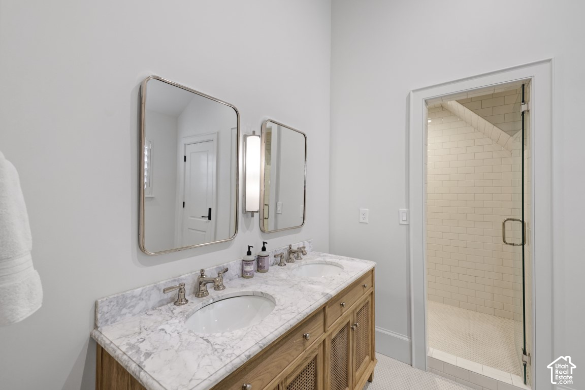 main property photo 81