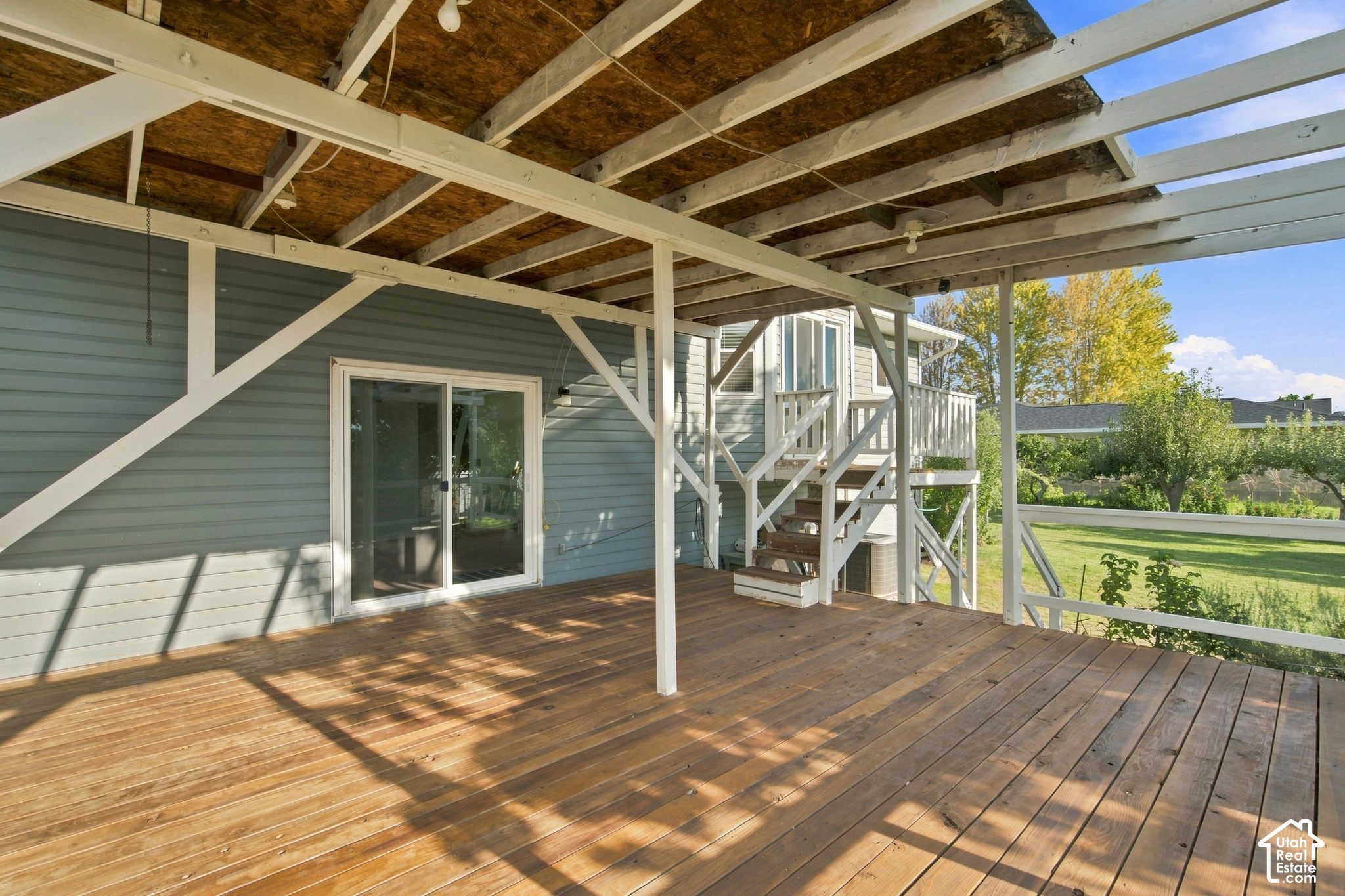 main property photo 33