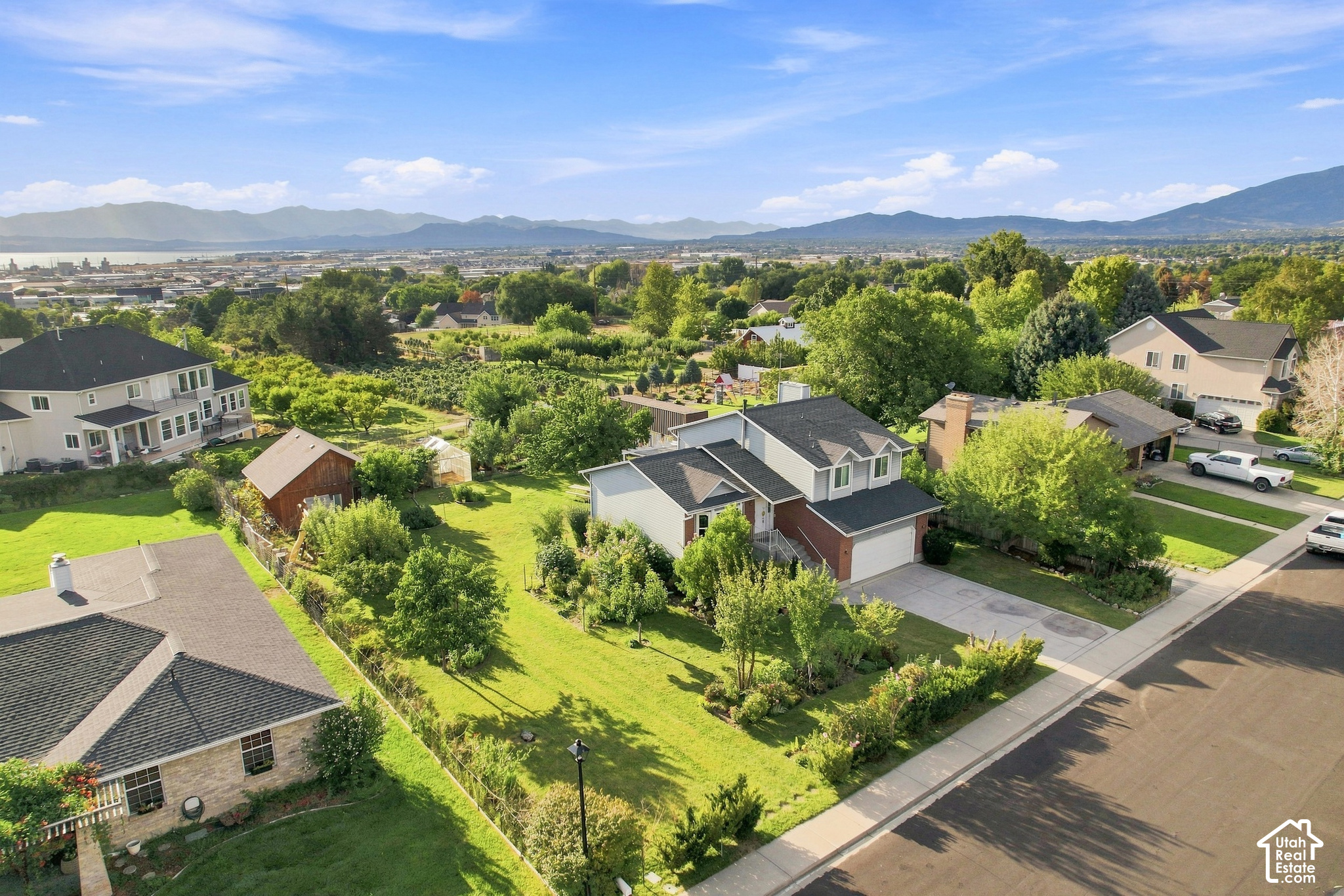 main property photo 38