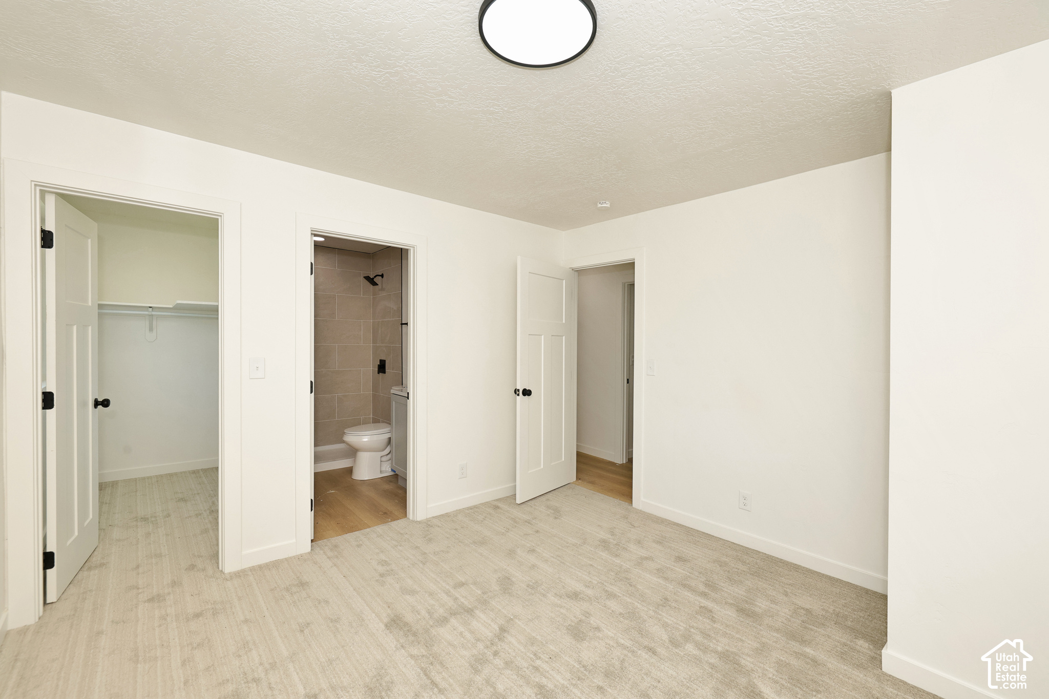 property viewer photo 16