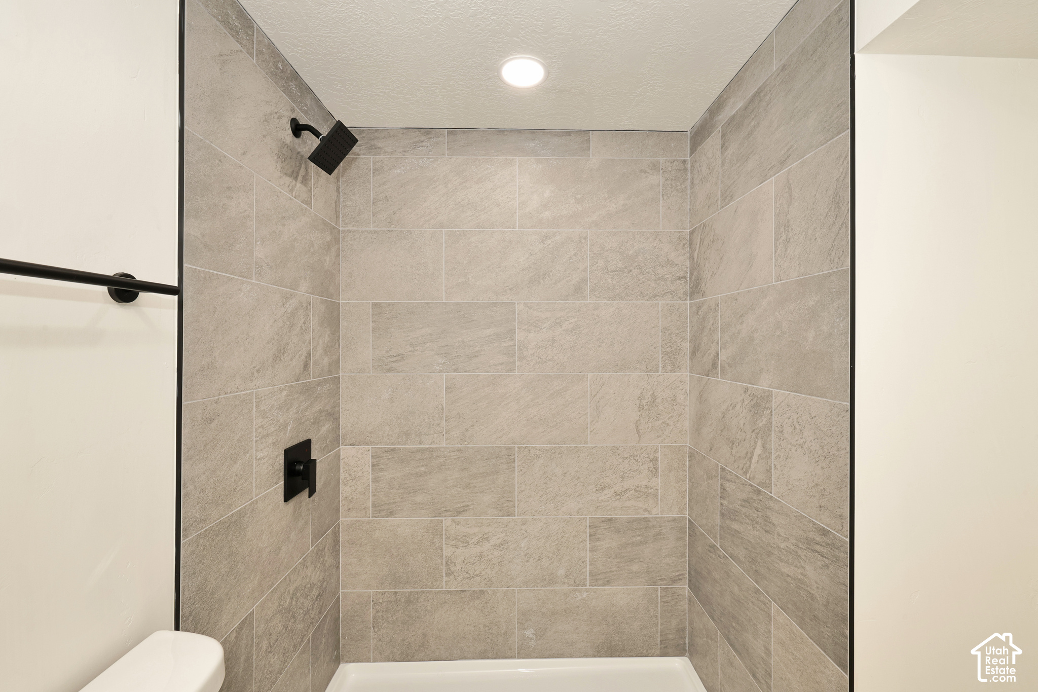 property viewer photo 28