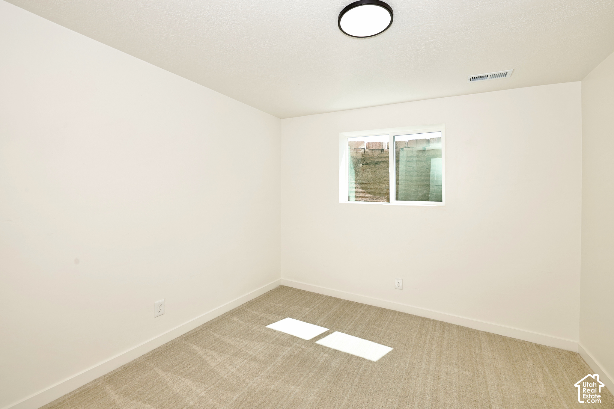 property viewer photo 29