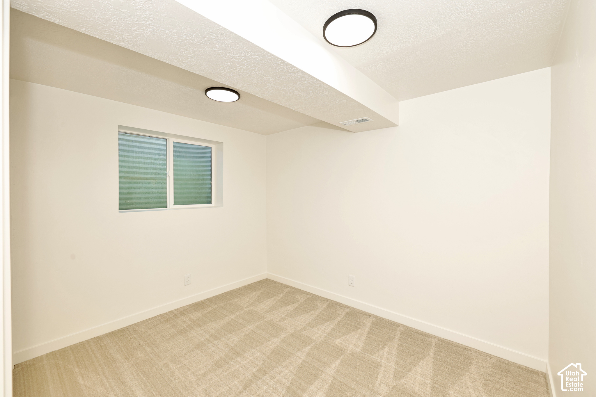 property viewer photo 31