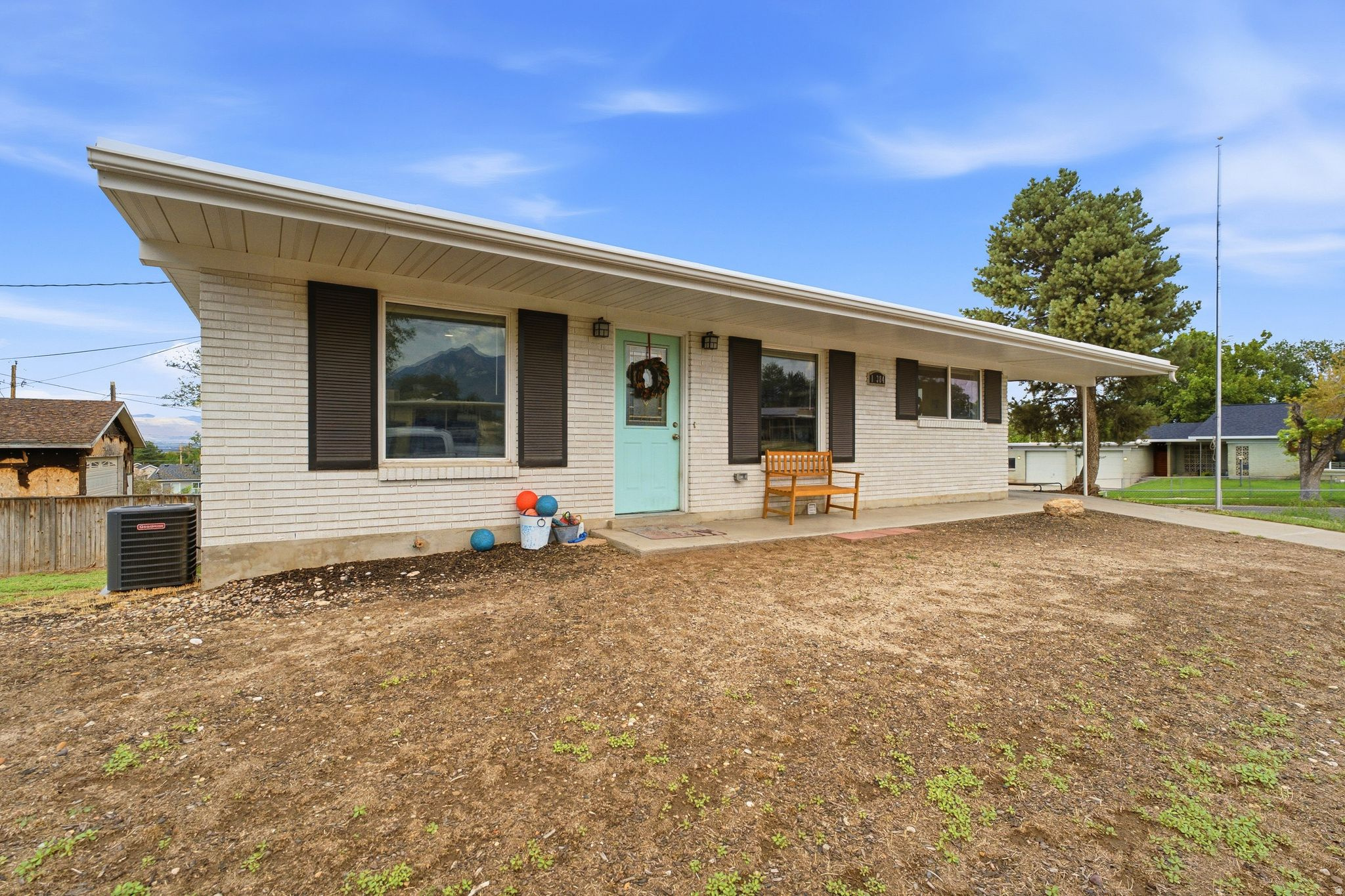 main property photo 0