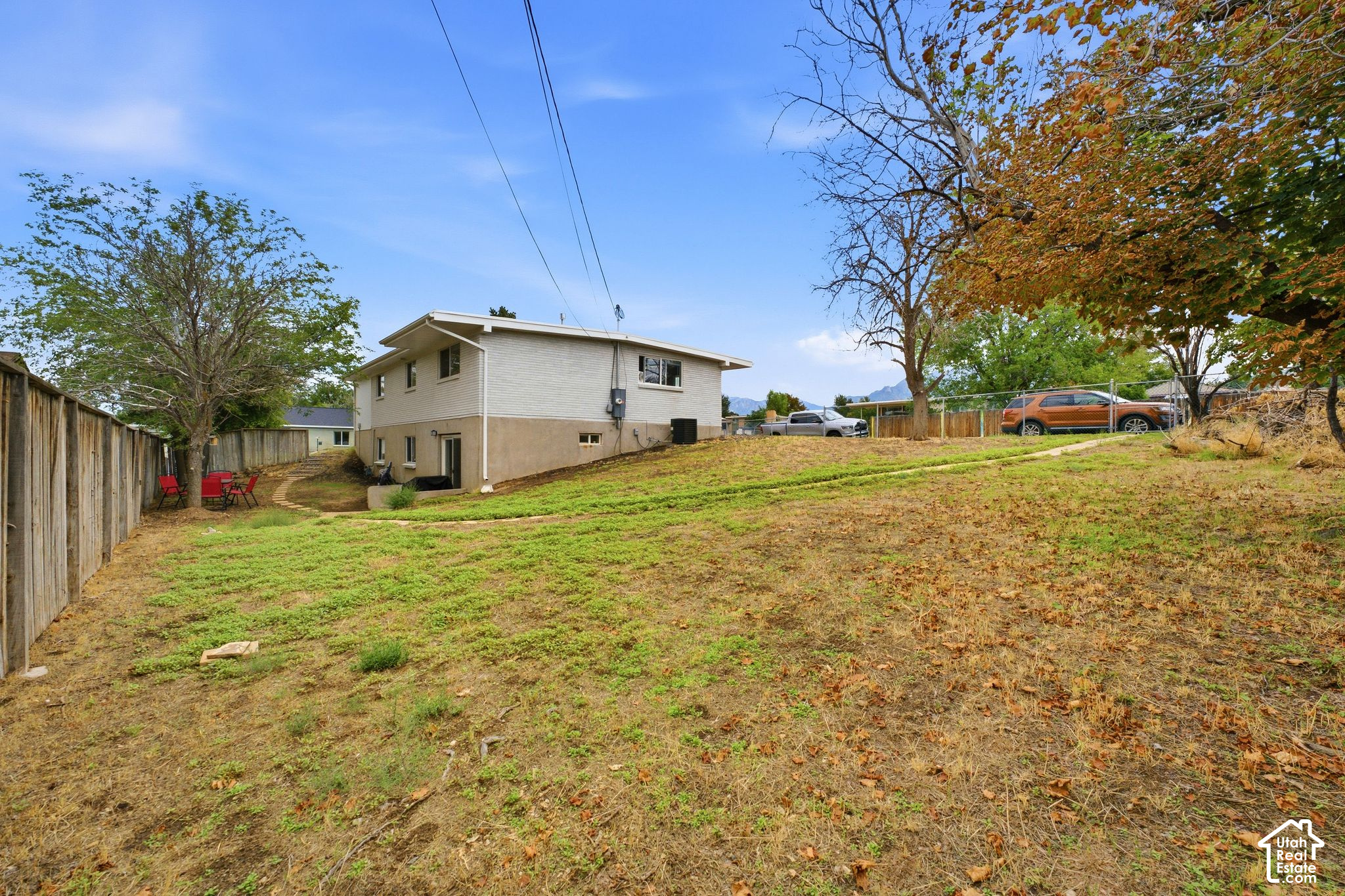 main property photo 34