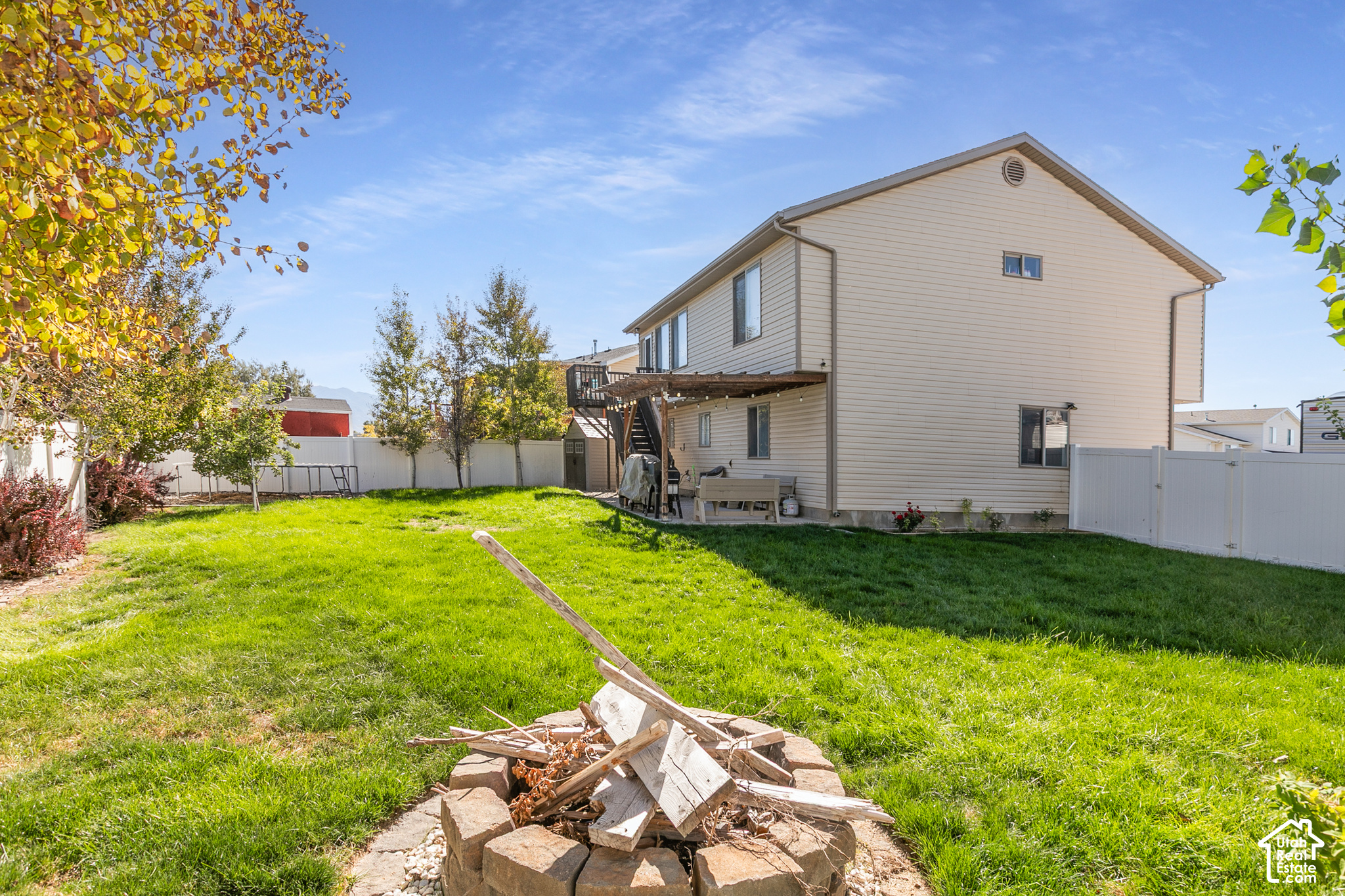 main property photo 21