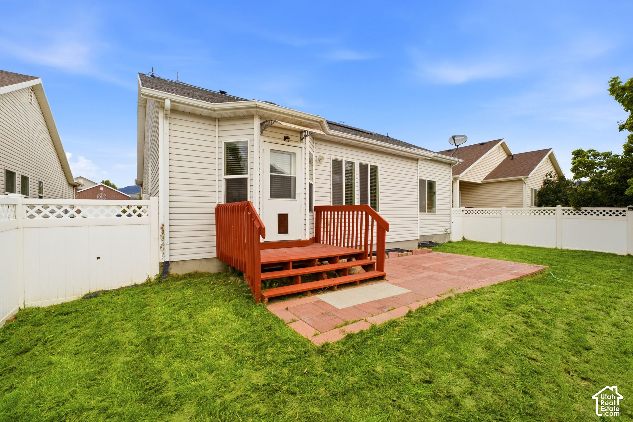 main property photo 41