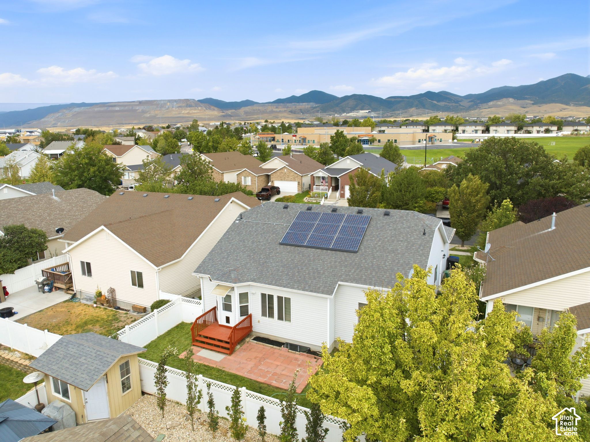 main property photo 45