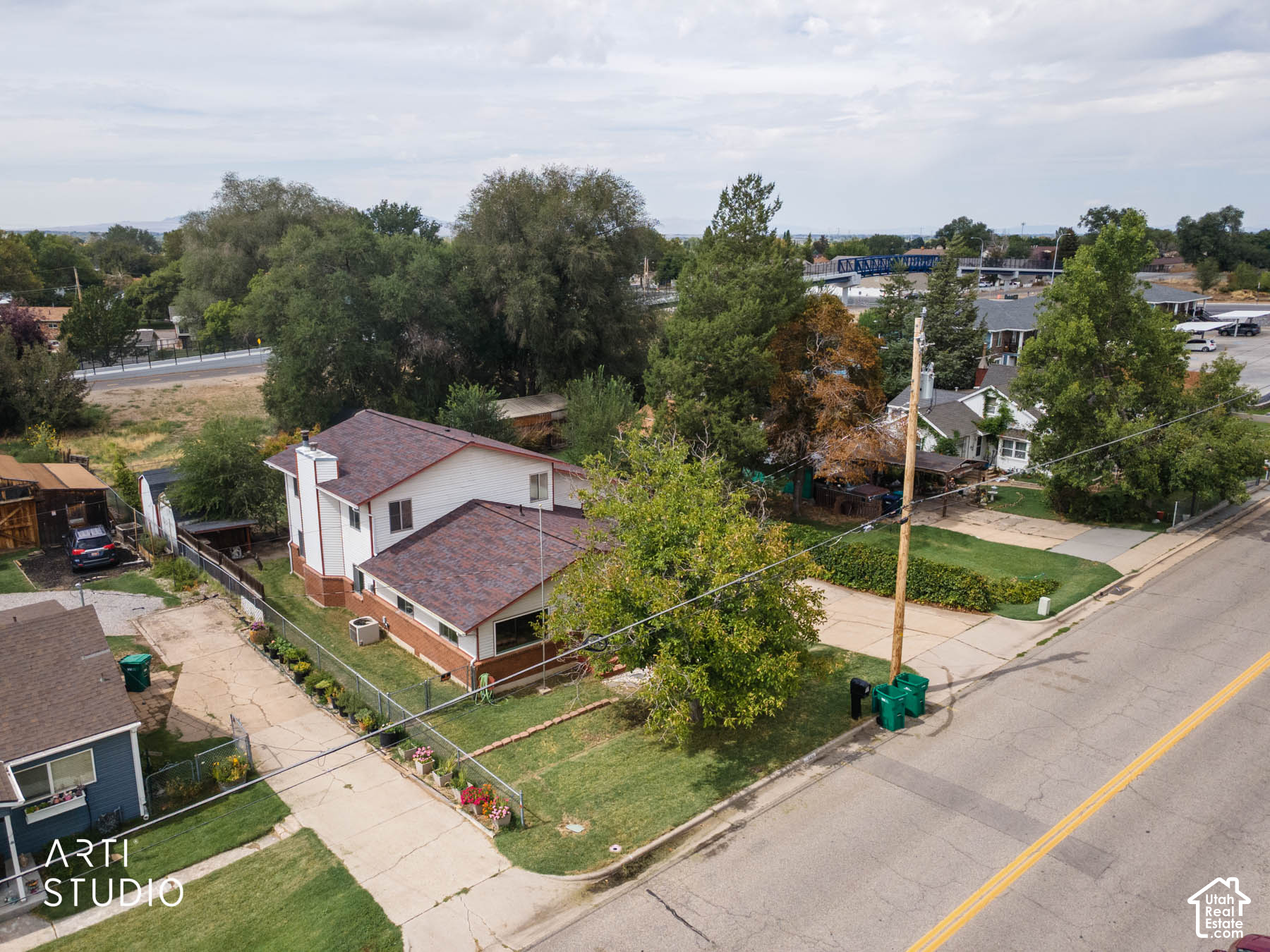 main property photo 38