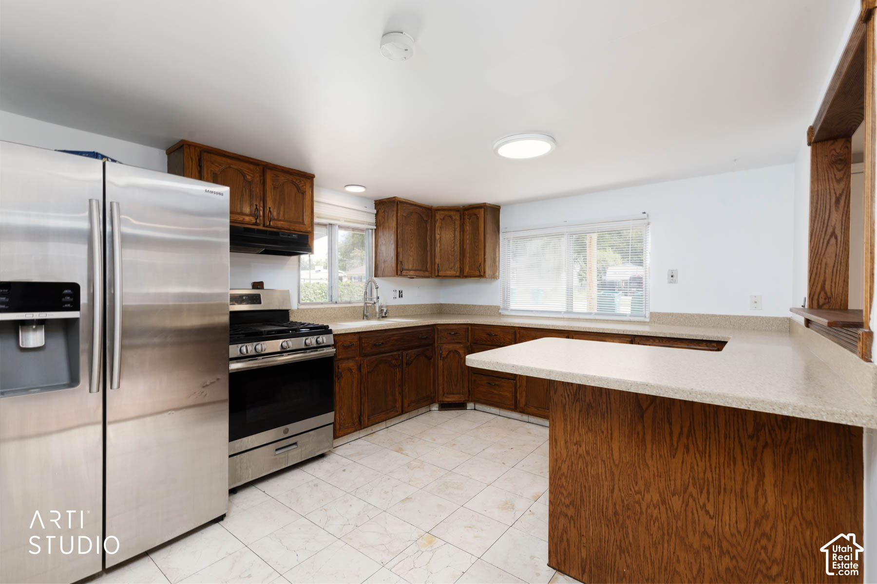 main property photo 6
