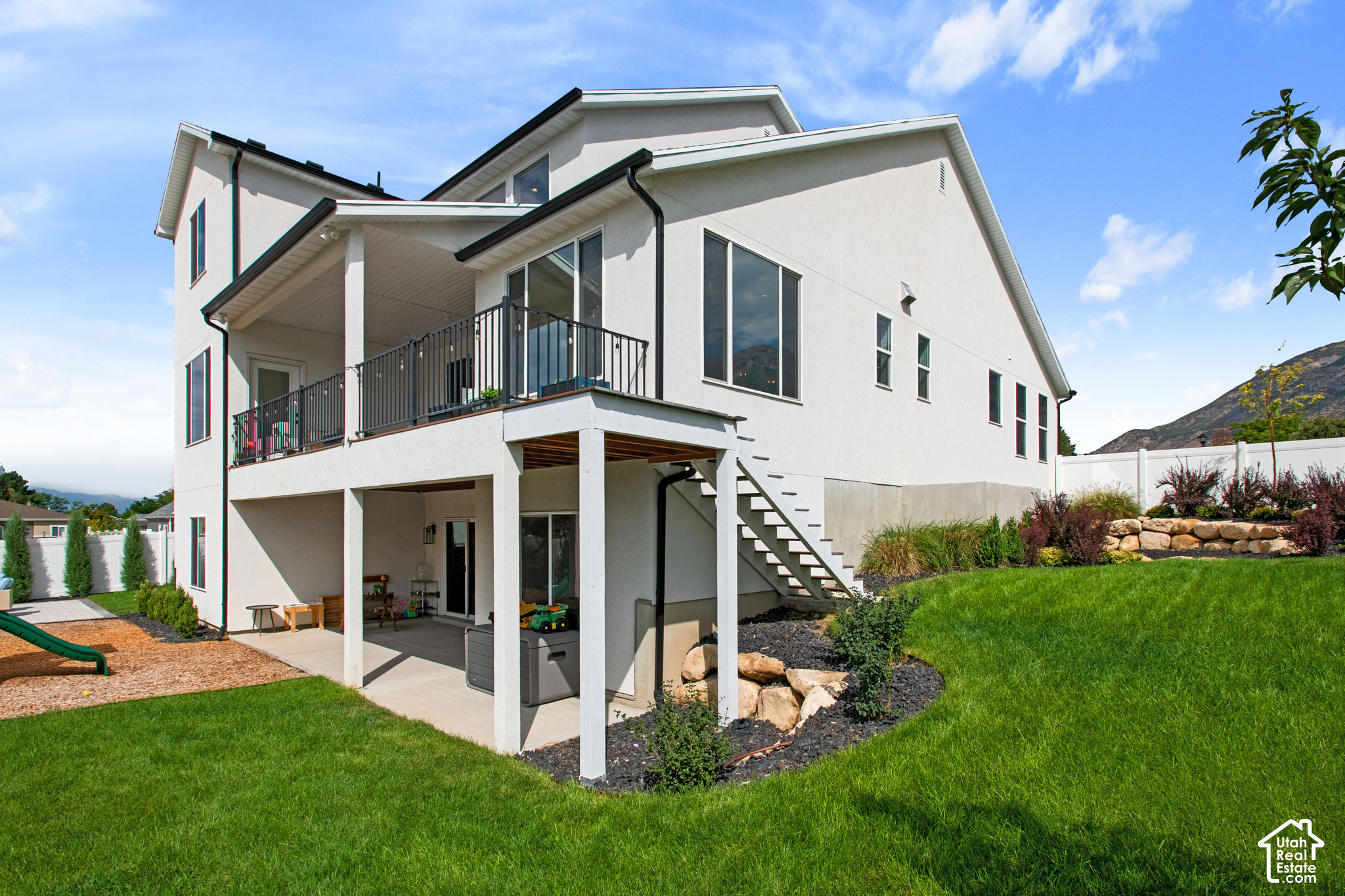 main property photo 49