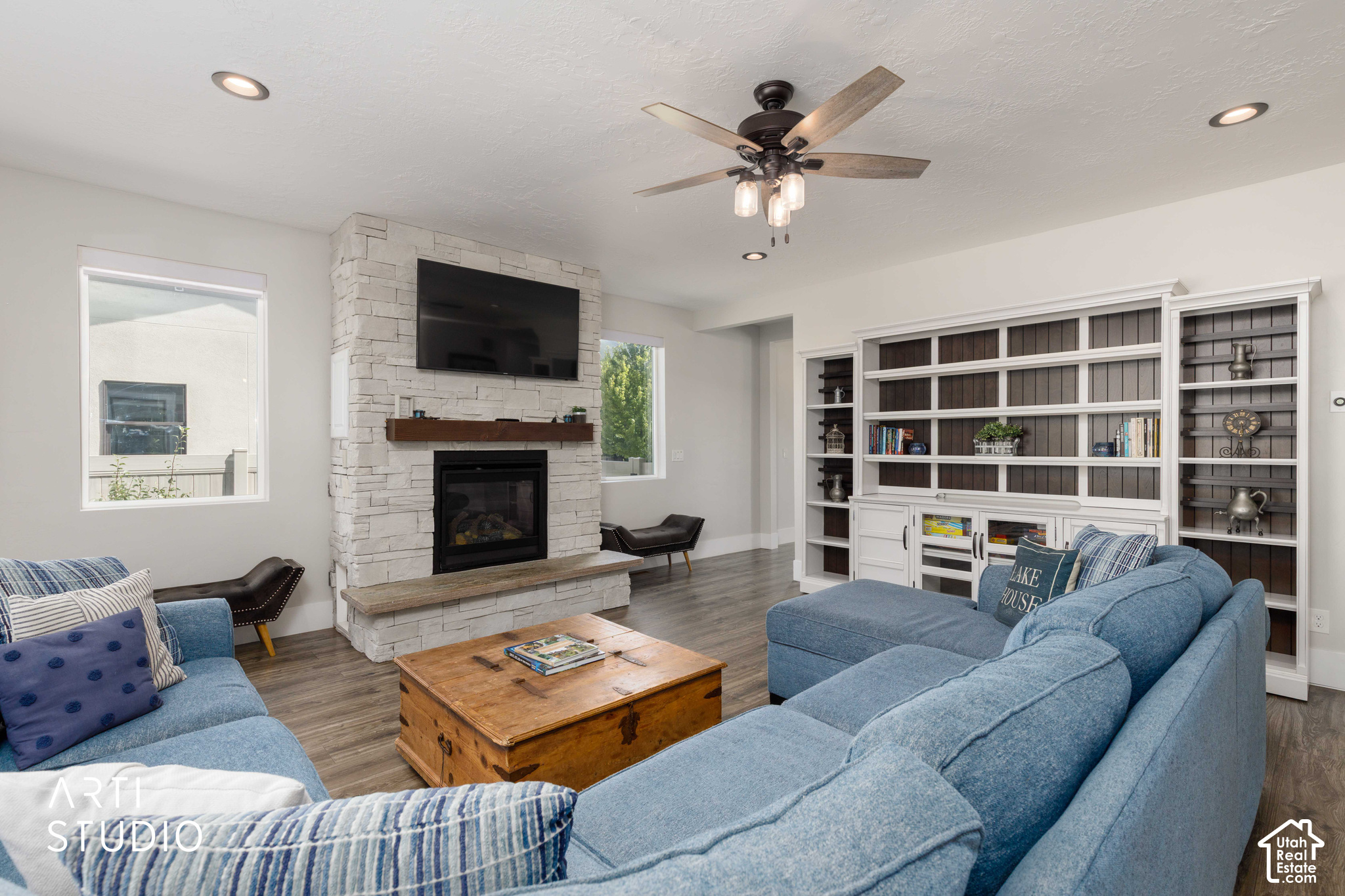 main property photo 14