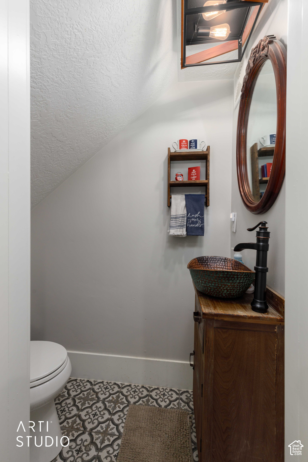 main property photo 60