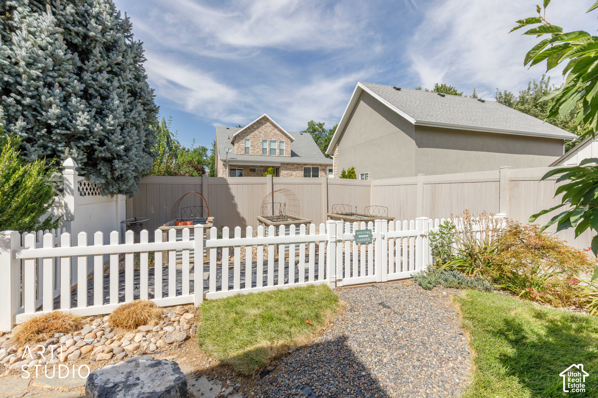 main property photo 84