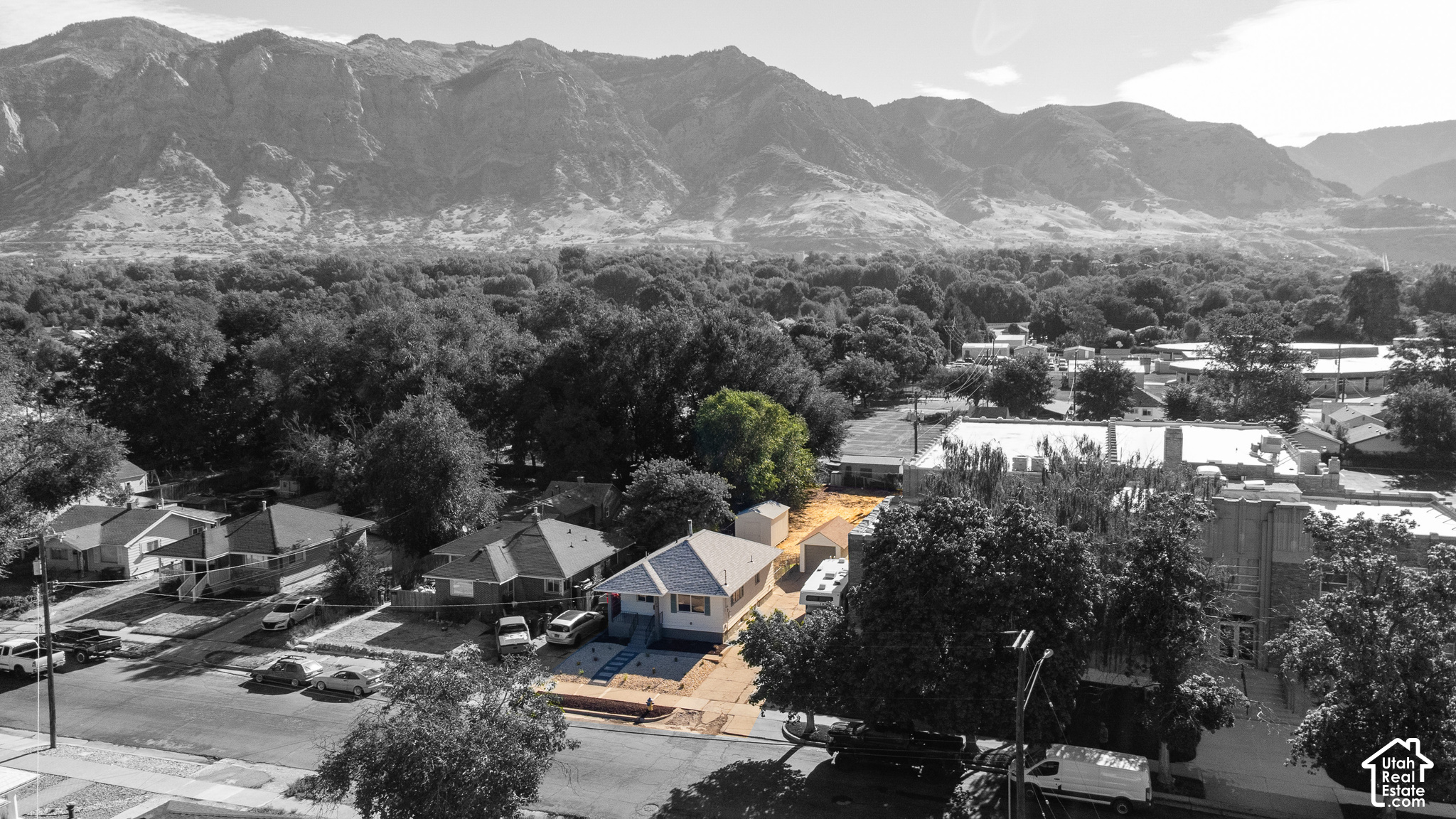 main property photo 13