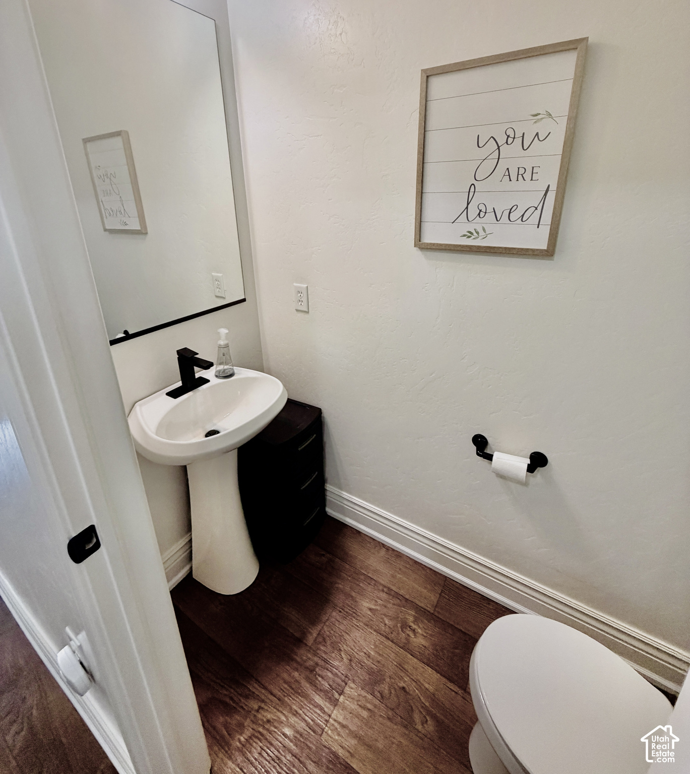 main property photo 5