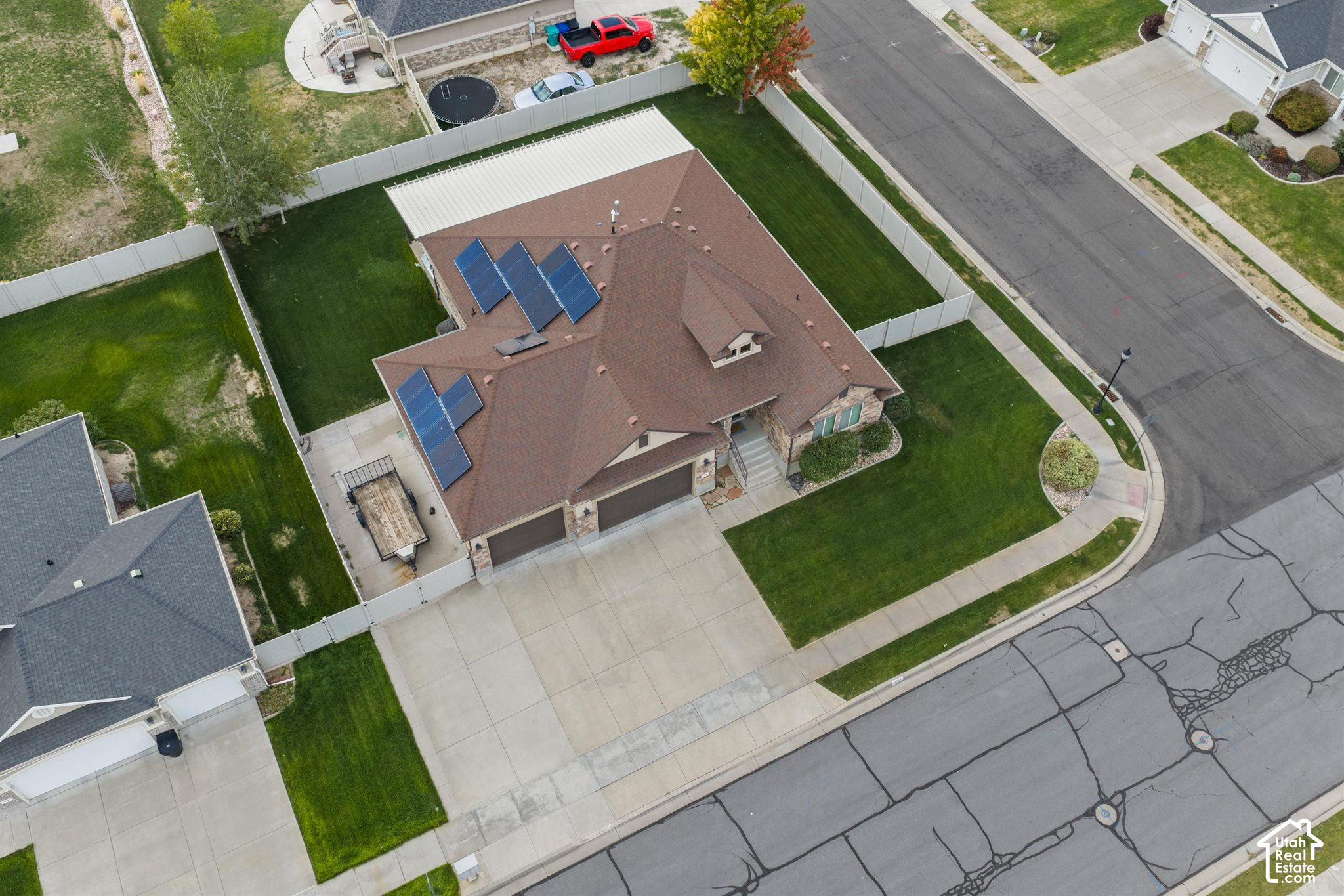 main property photo 59