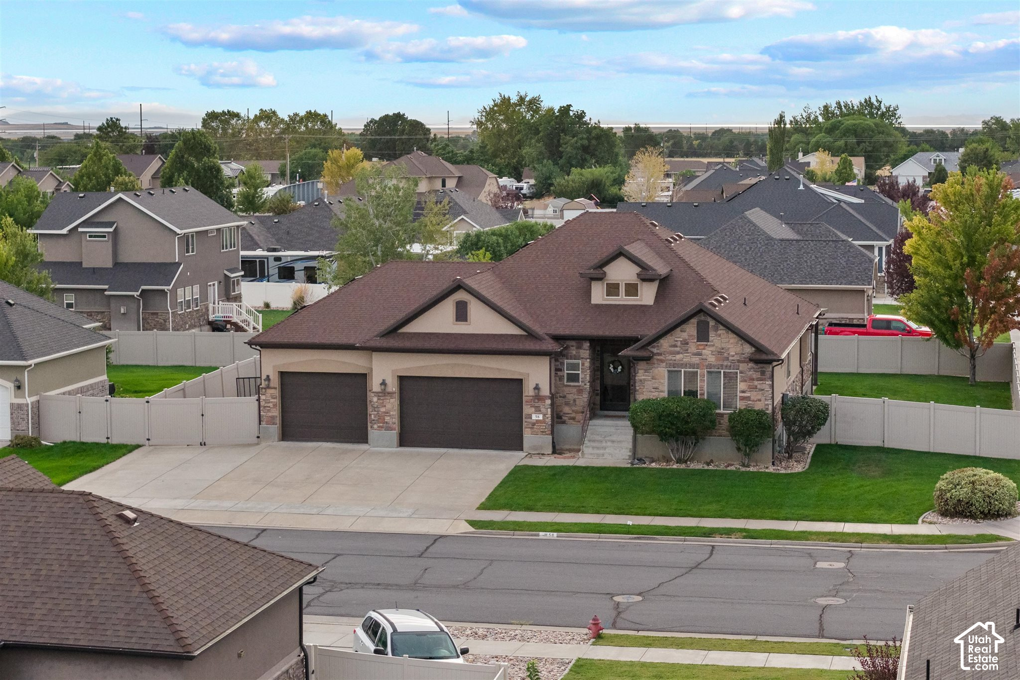 main property photo 73