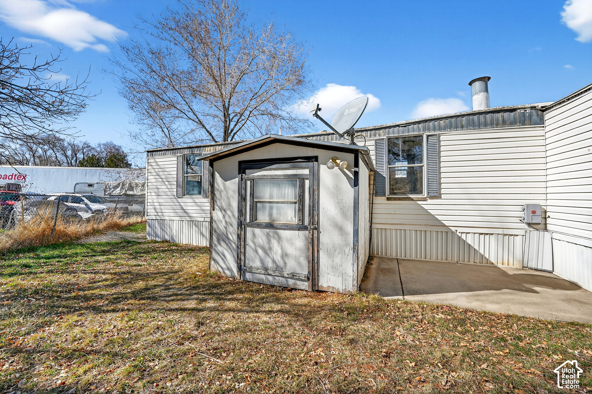 main property photo 17