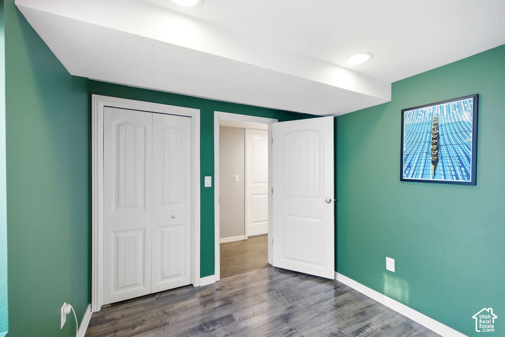 property viewer photo 20