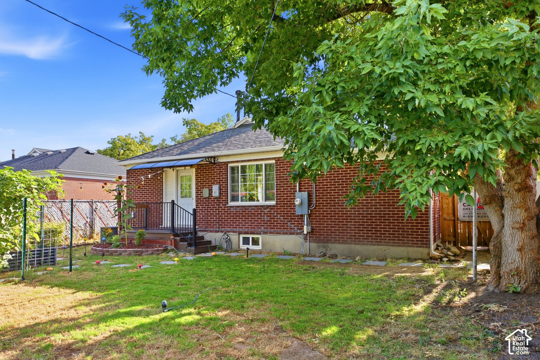 property viewer photo 27