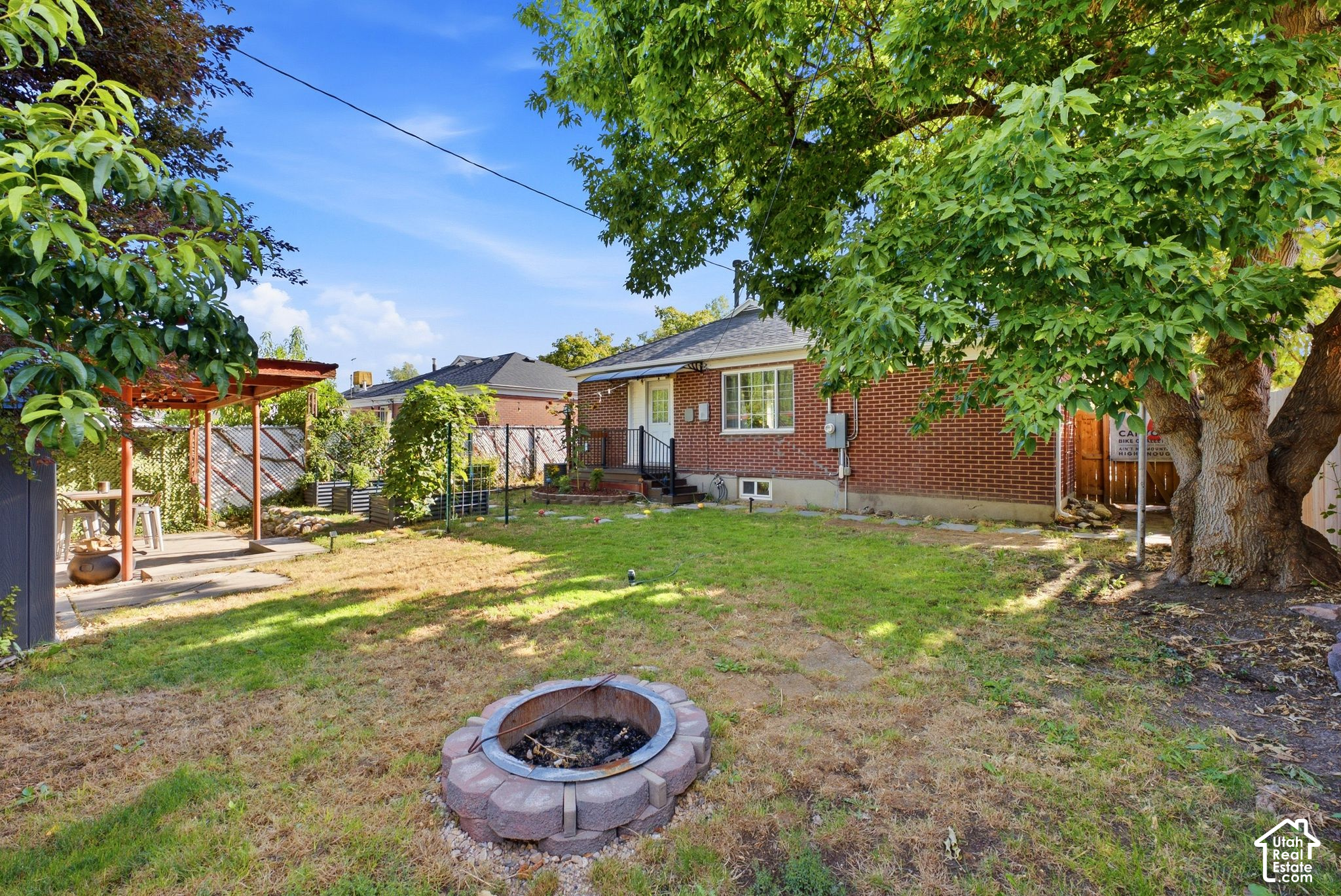 property viewer photo 29
