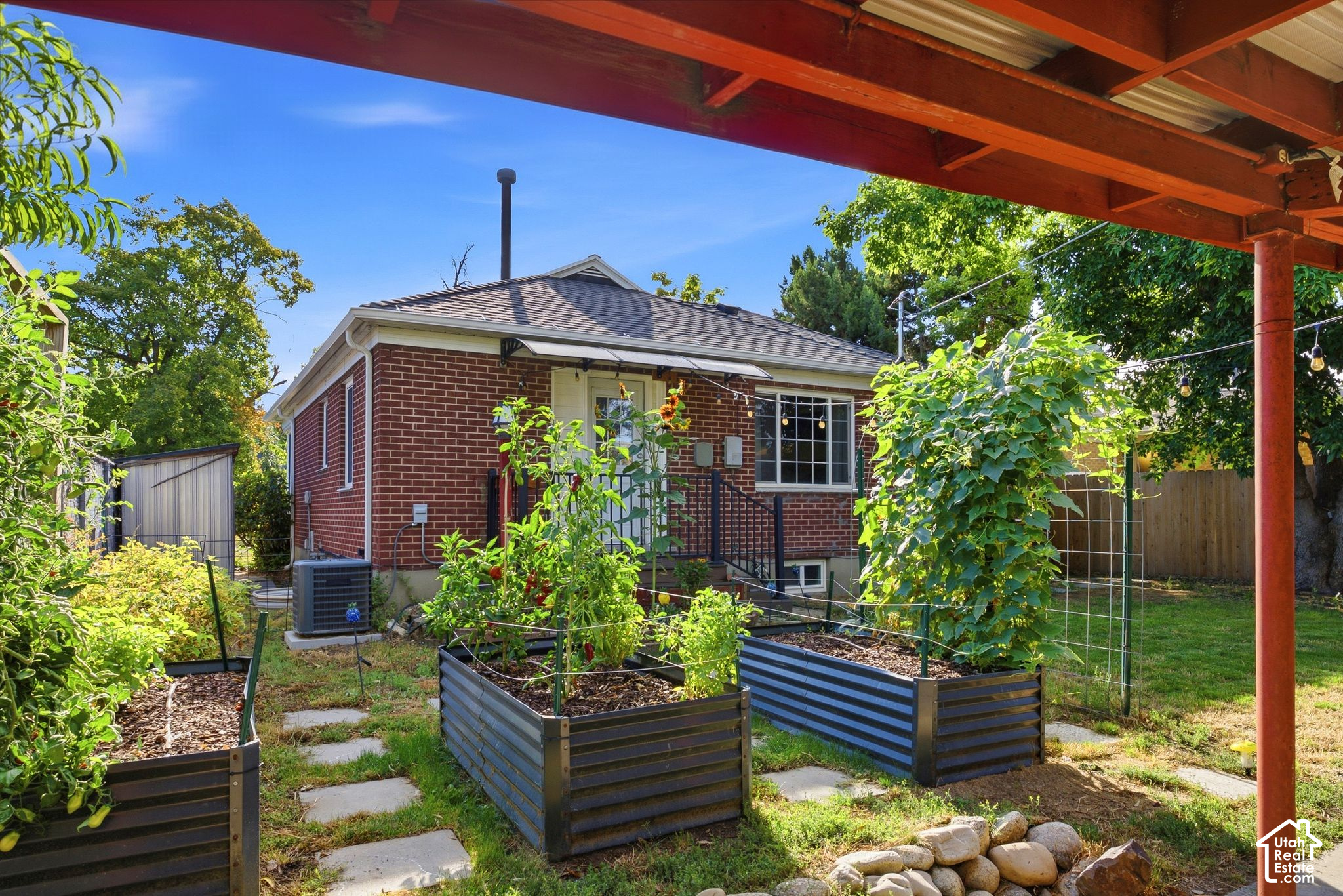 property viewer photo 30
