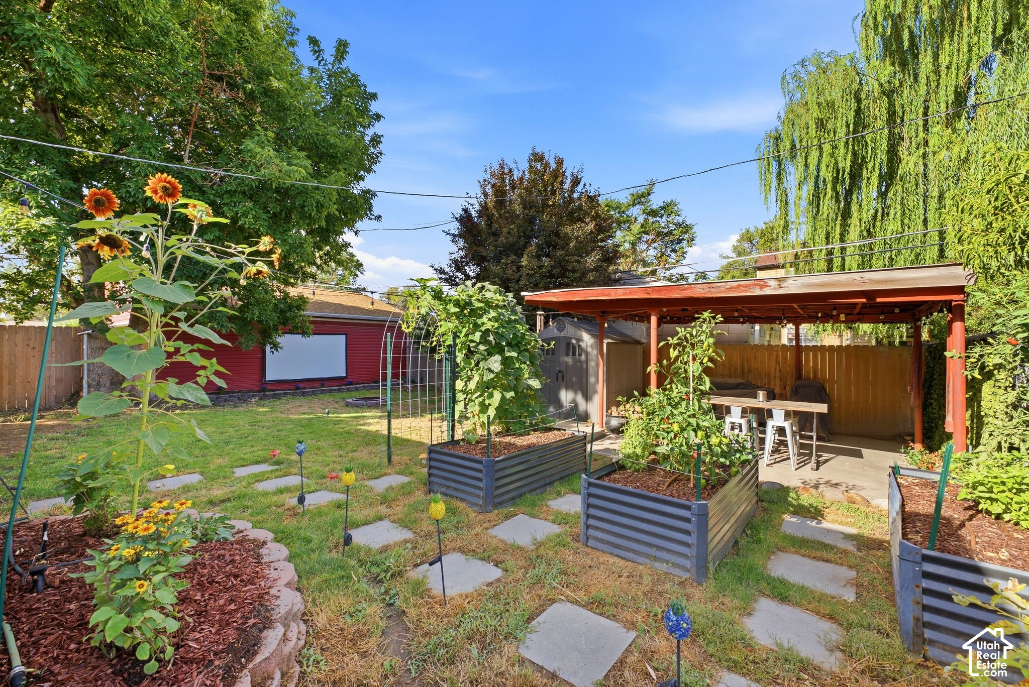 property viewer photo 31