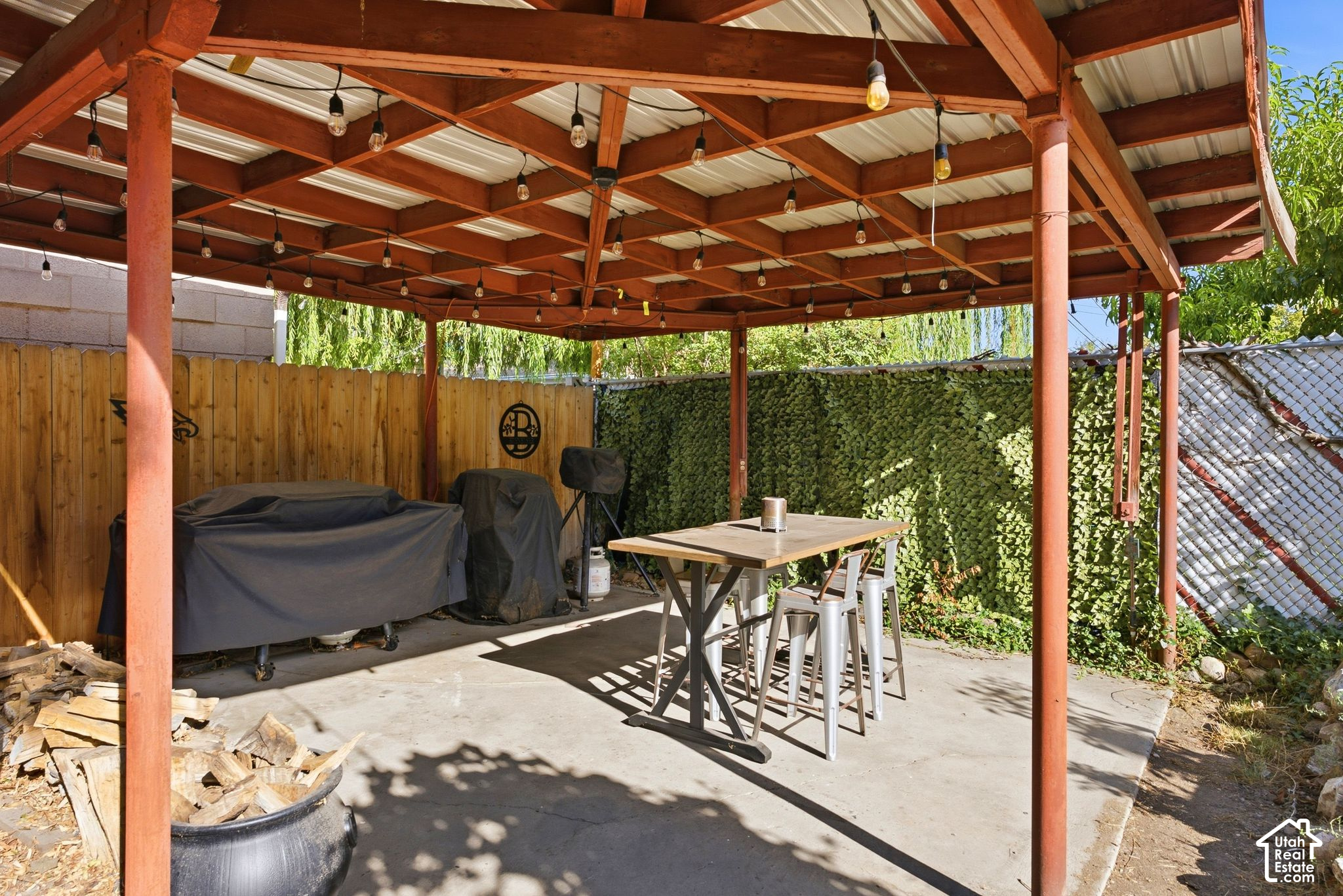property viewer photo 32