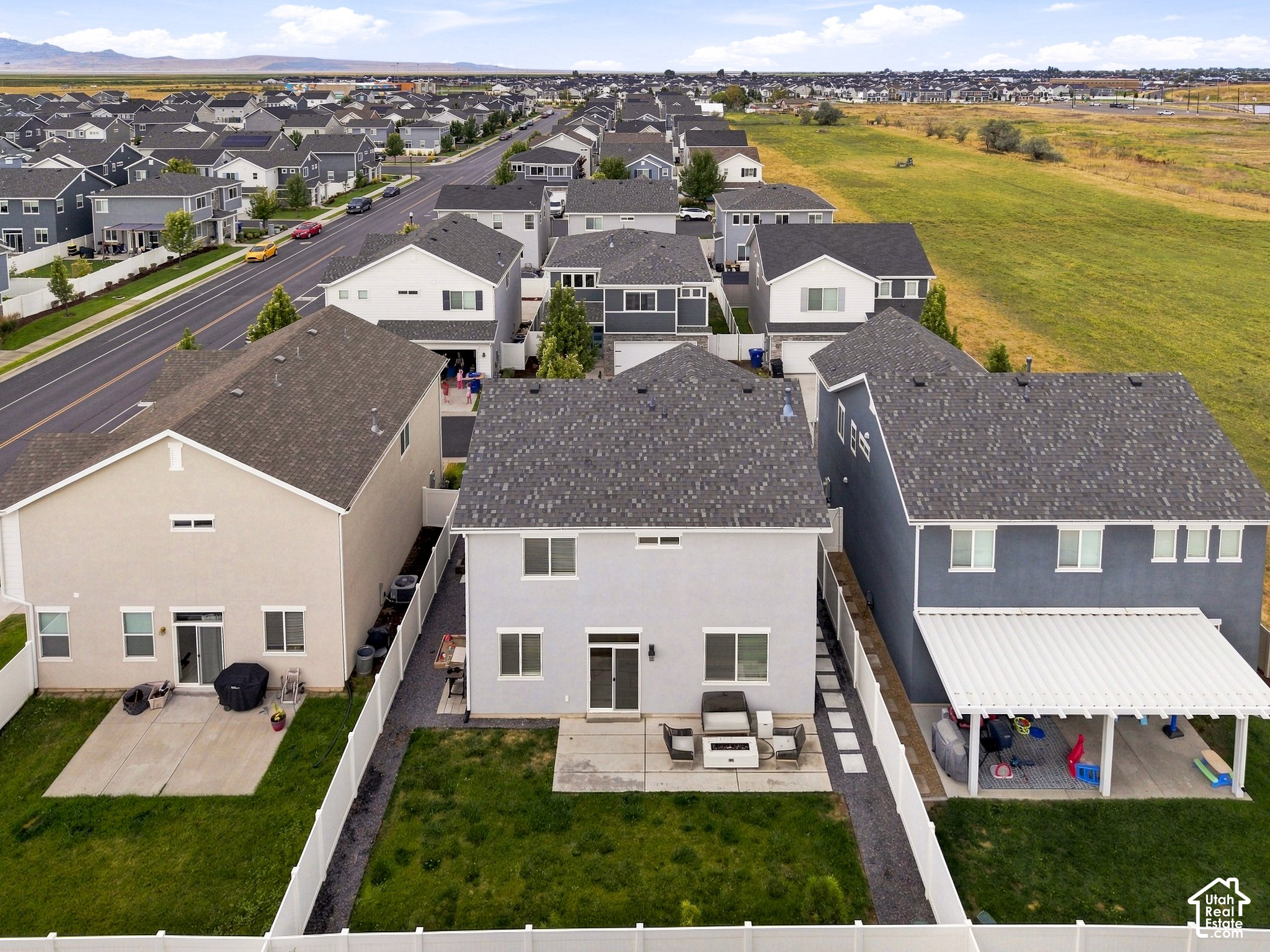 main property photo 20