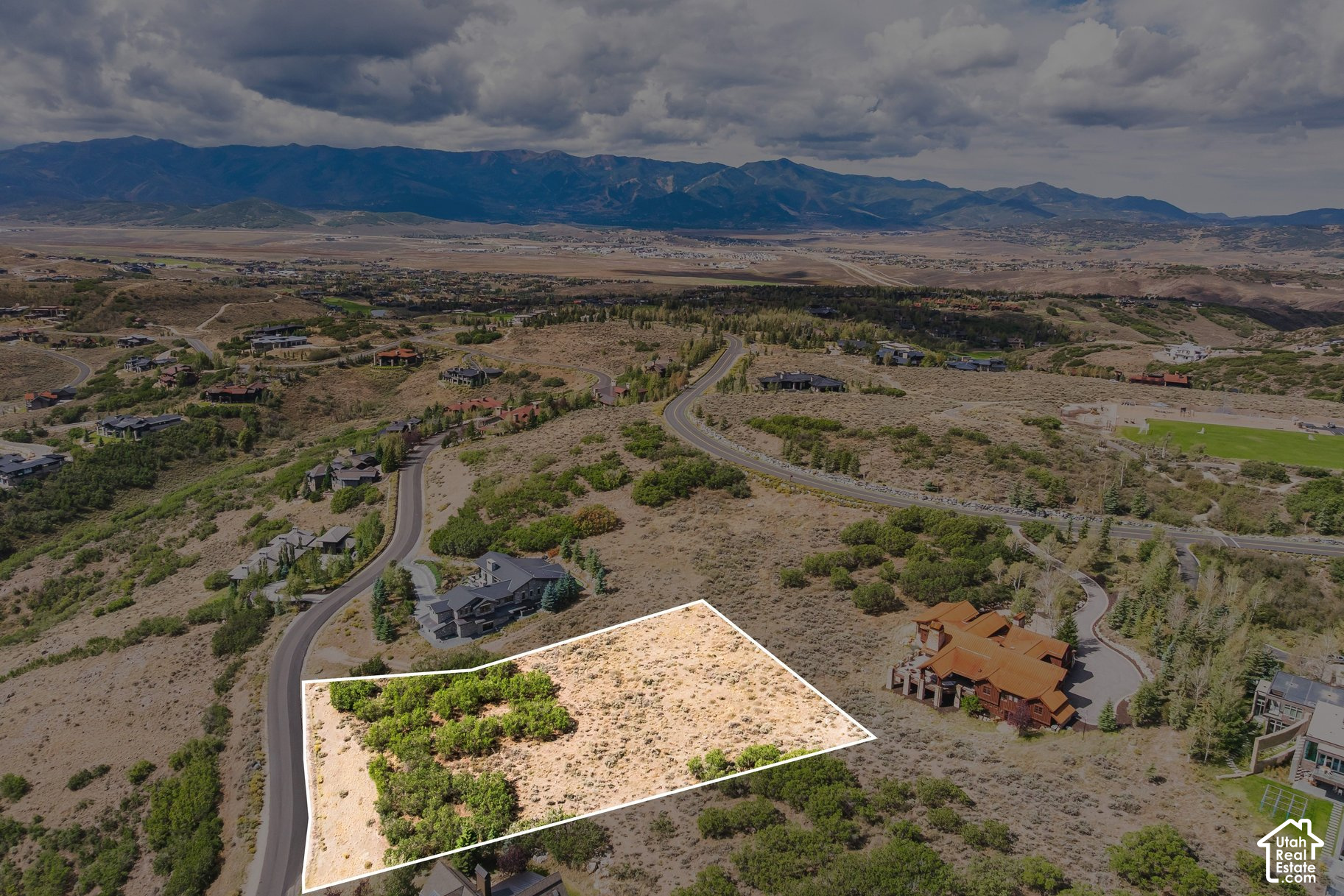 main property photo 20