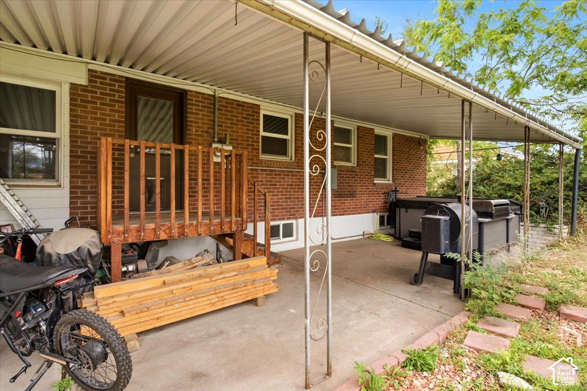 main property photo 26
