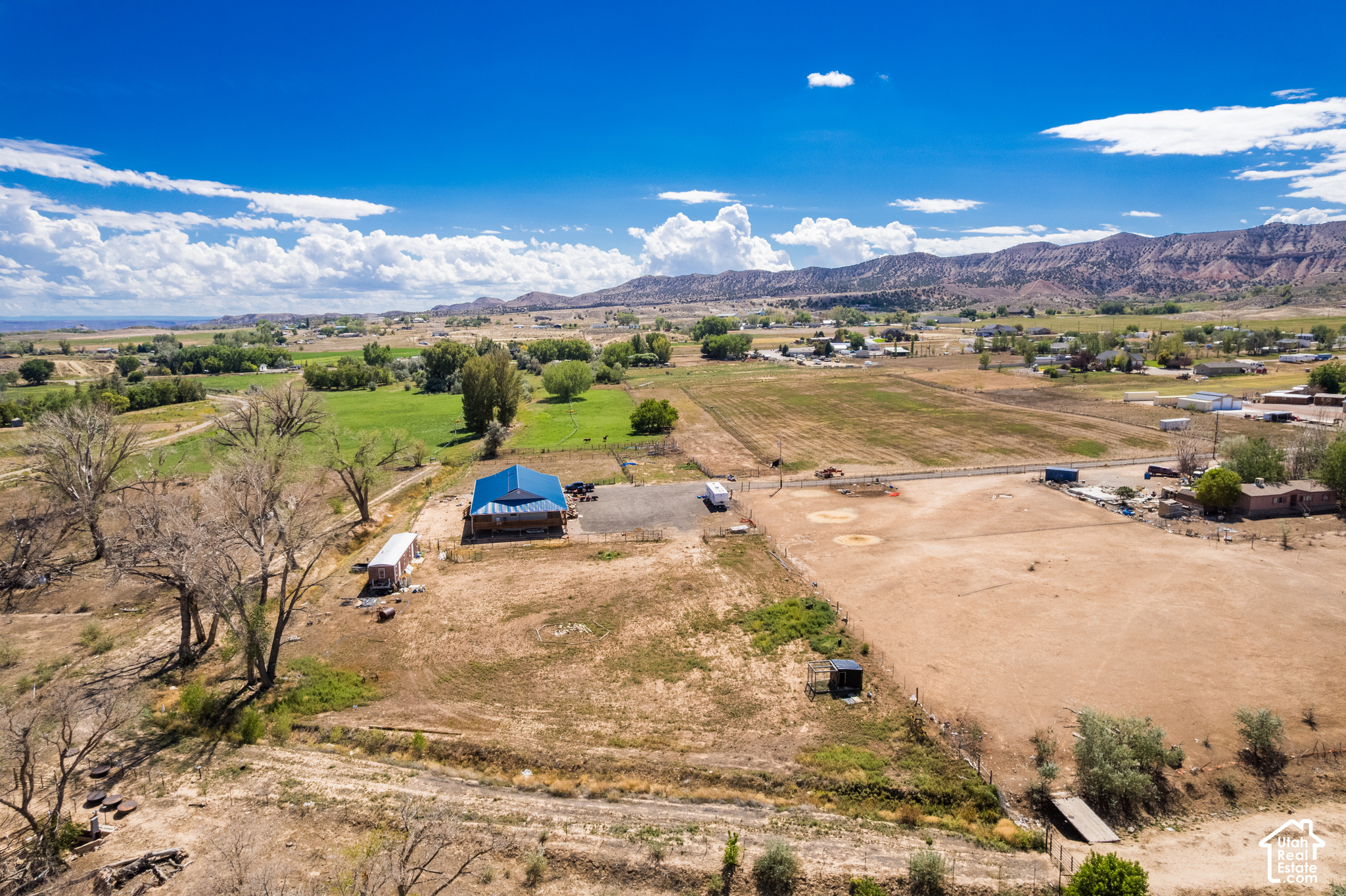 main property photo 33