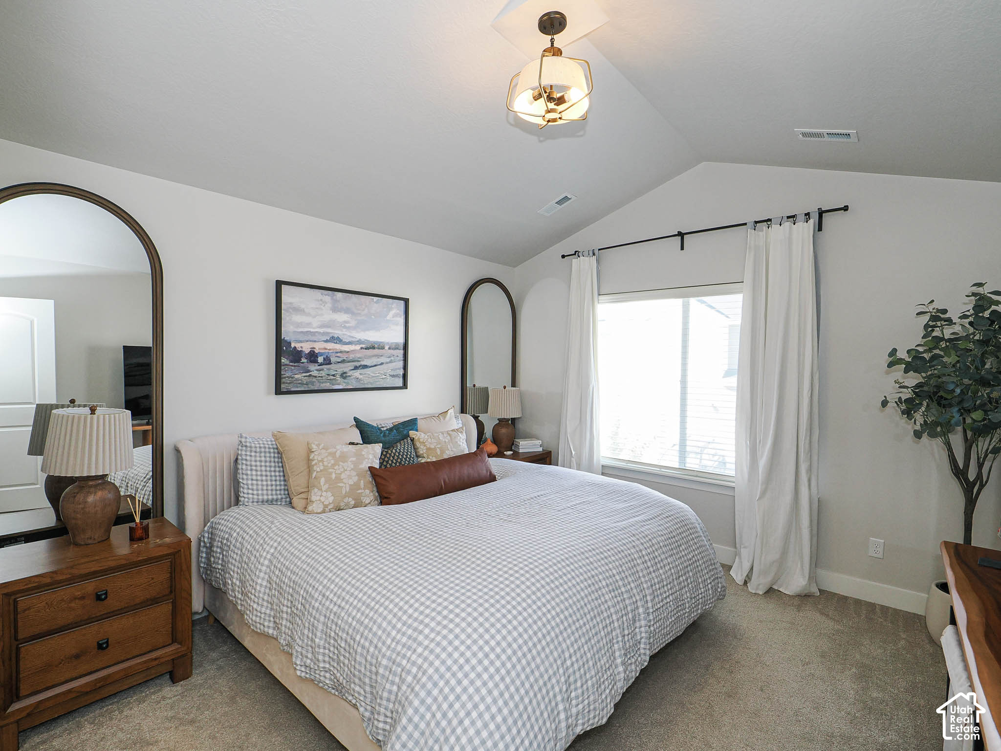property viewer photo 19