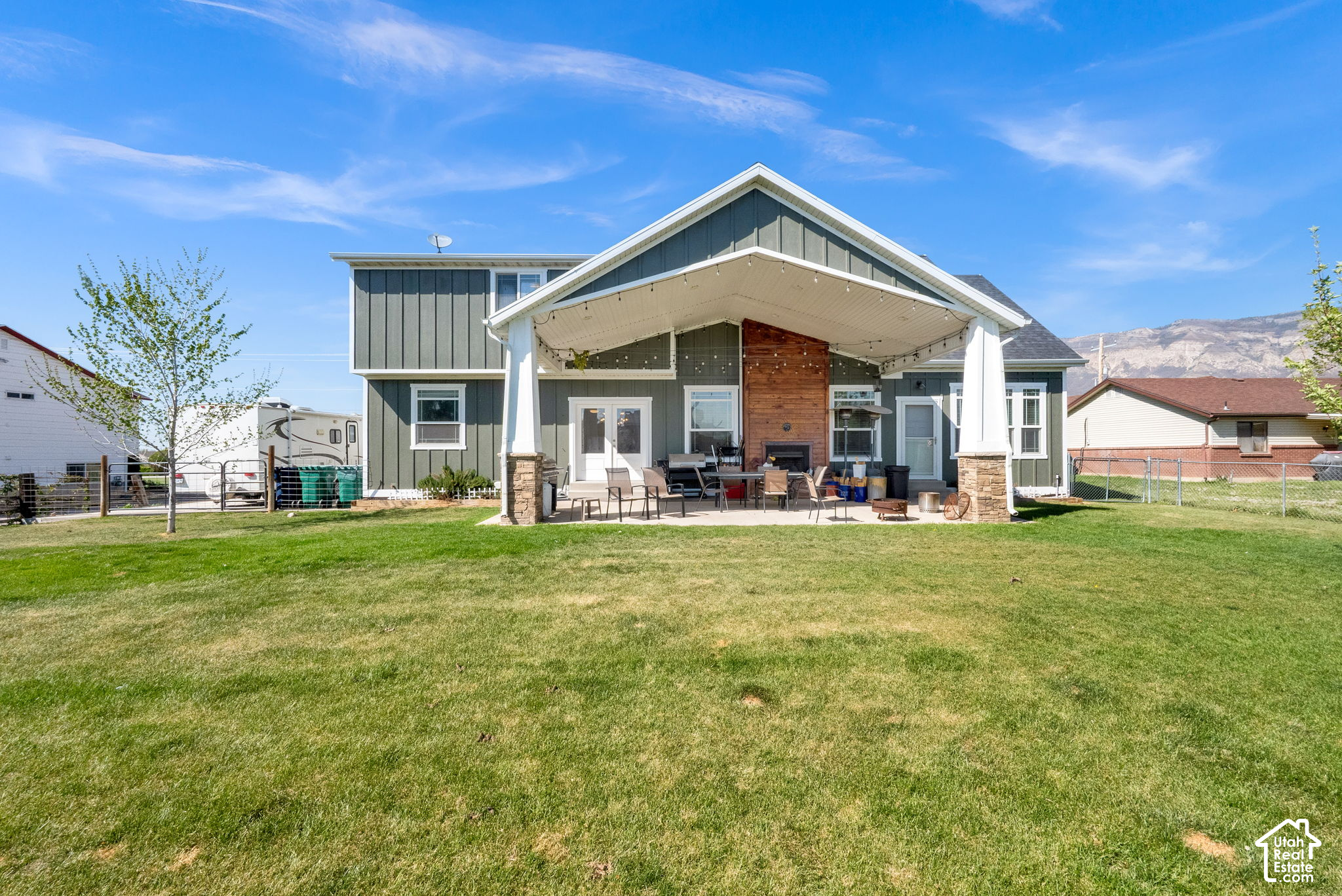 main property photo 33