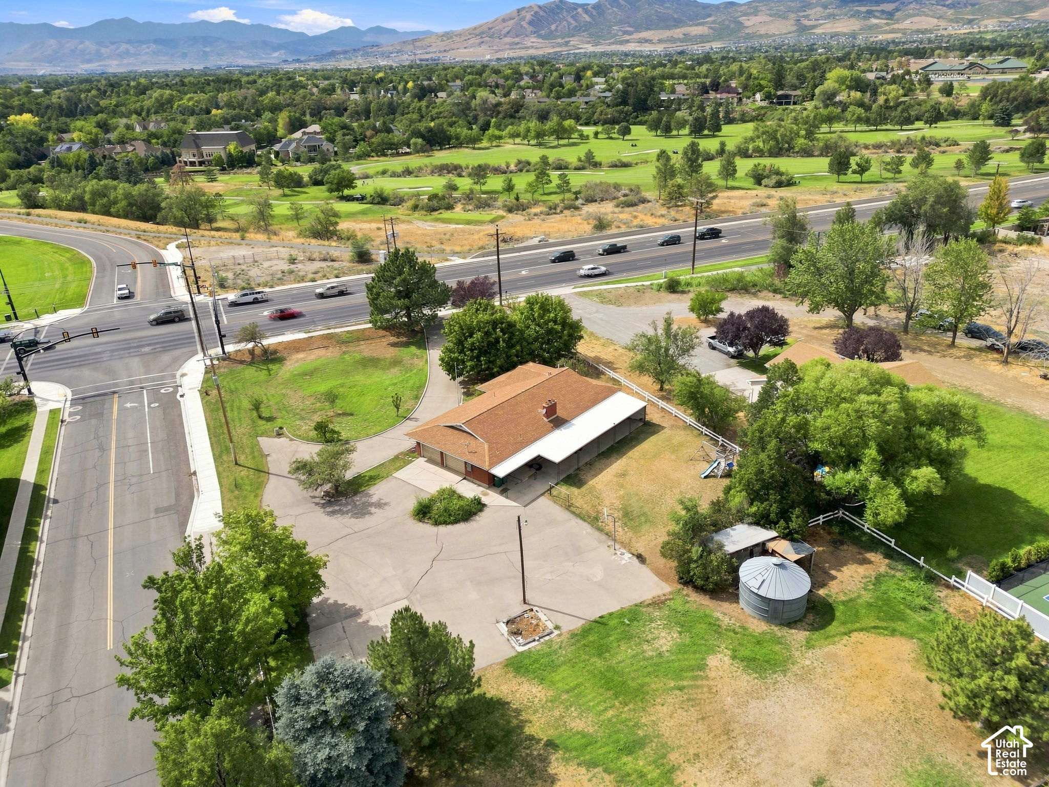 main property photo 48