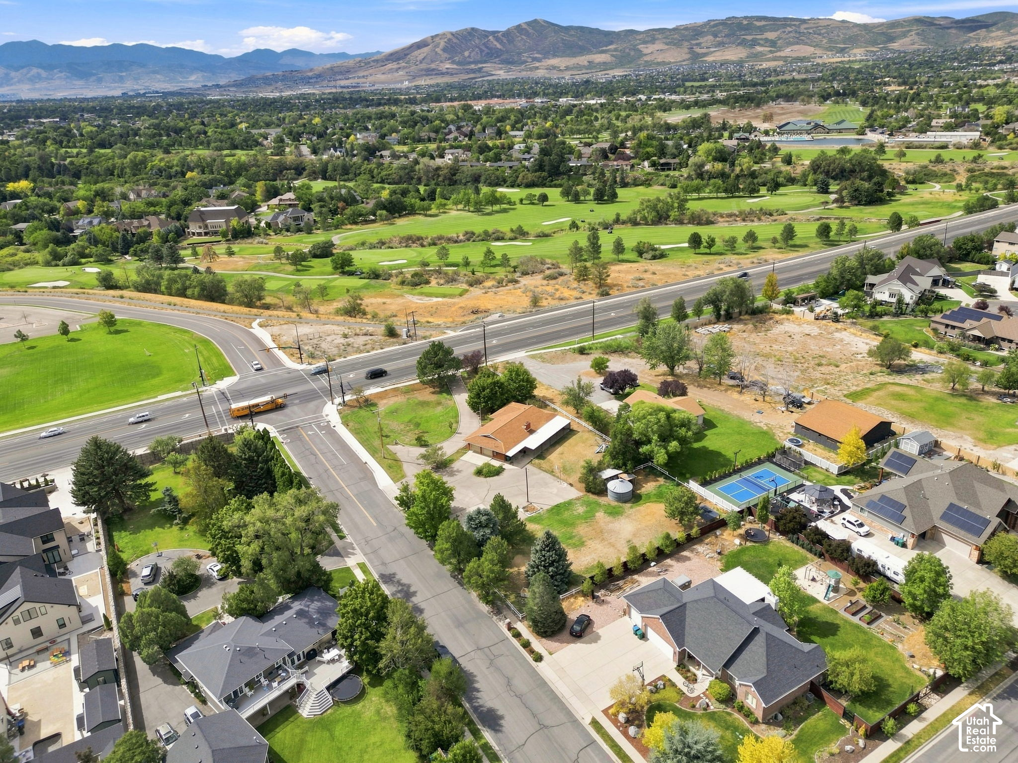 main property photo 50